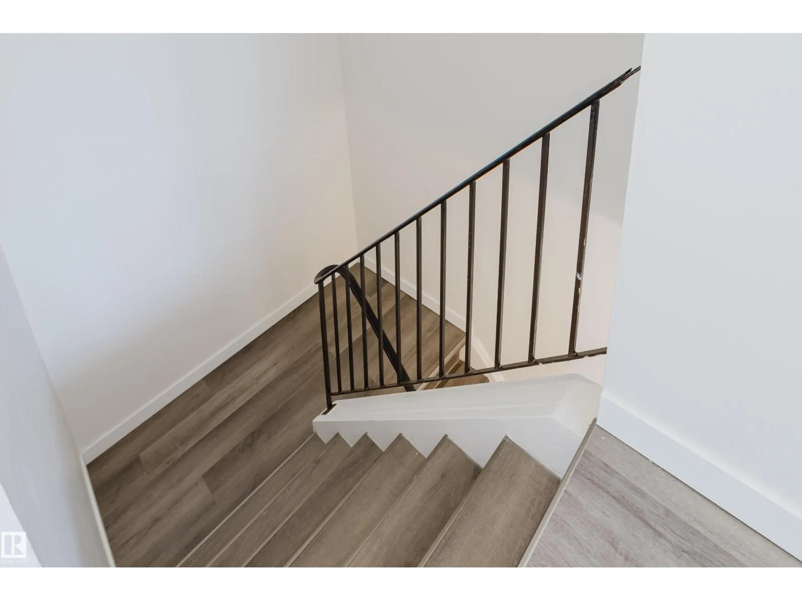 2908 116A AV NW