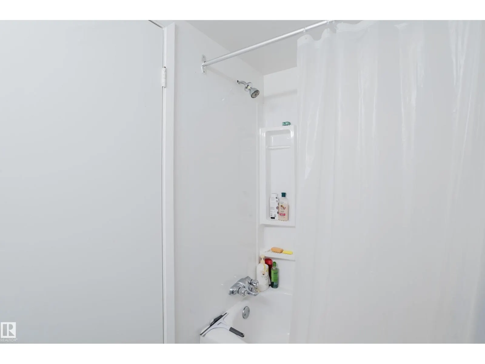 2908 116A AV NW