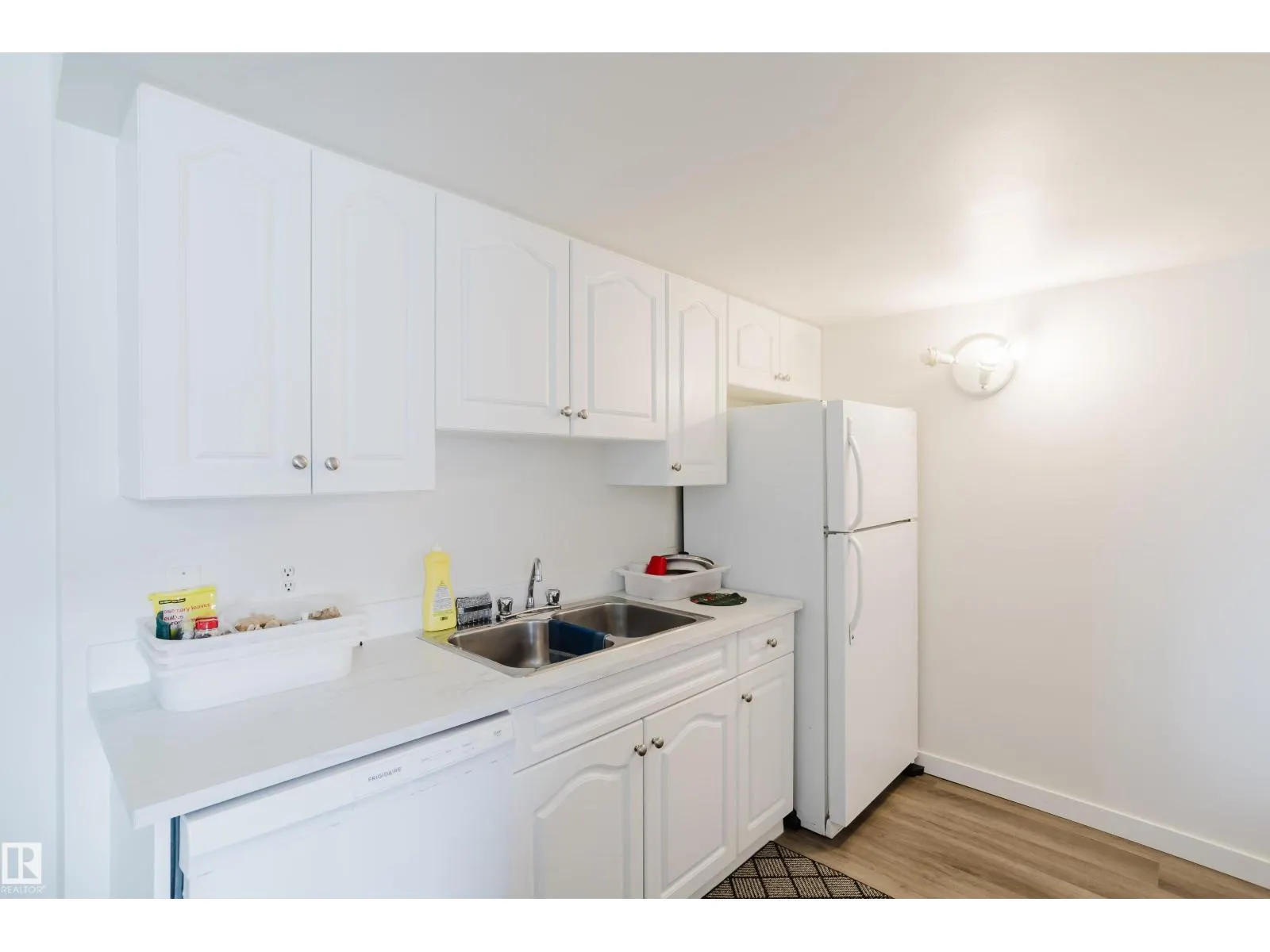 2908 116A AV NW
