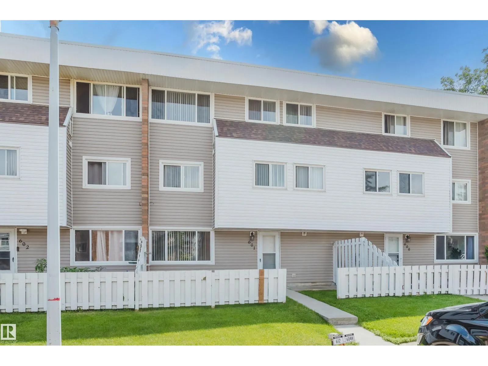 2908 116A AV NW