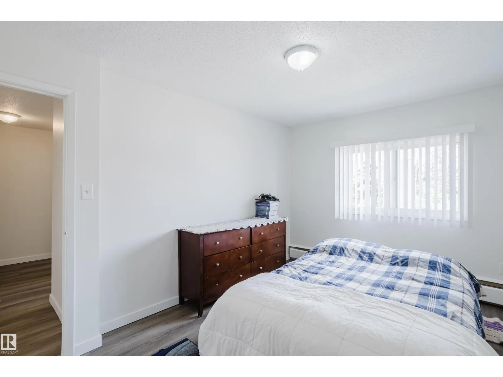 2908 116A AV NW