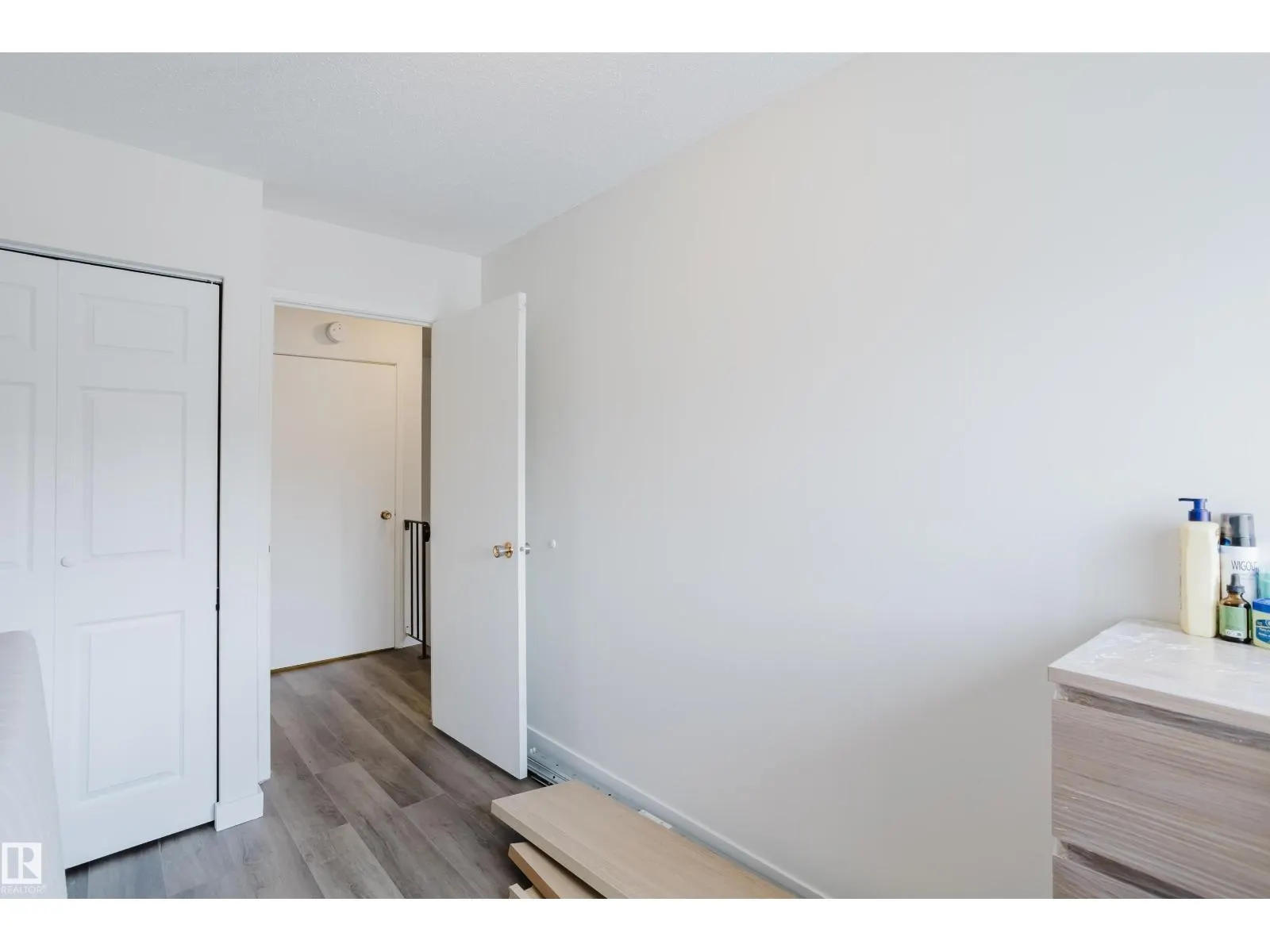 2908 116A AV NW