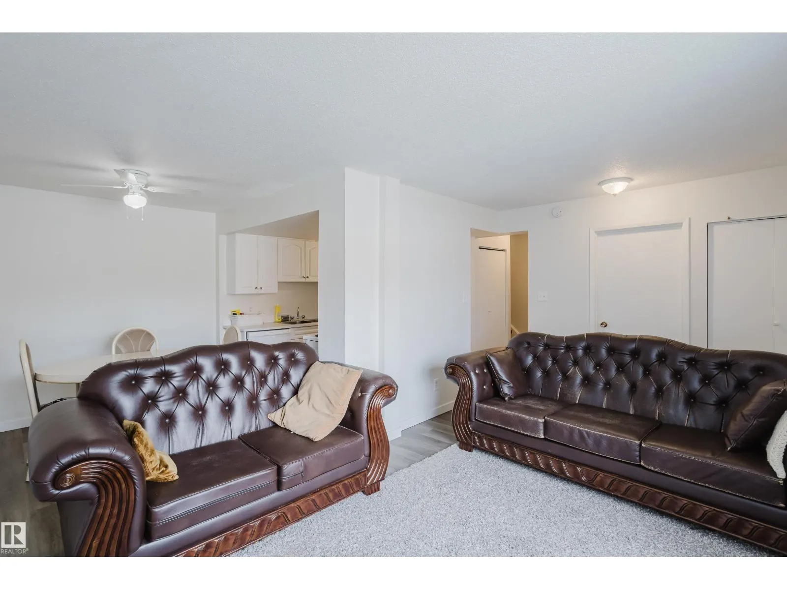 2908 116A AV NW