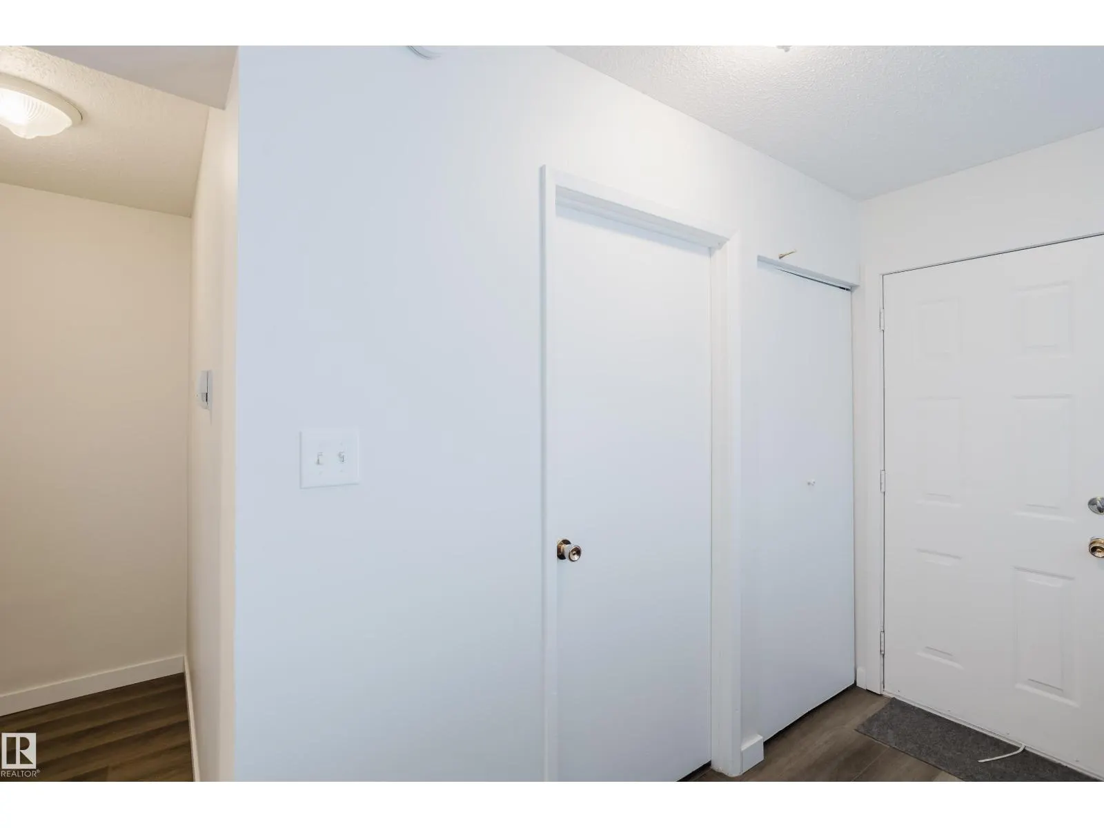 2908 116A AV NW