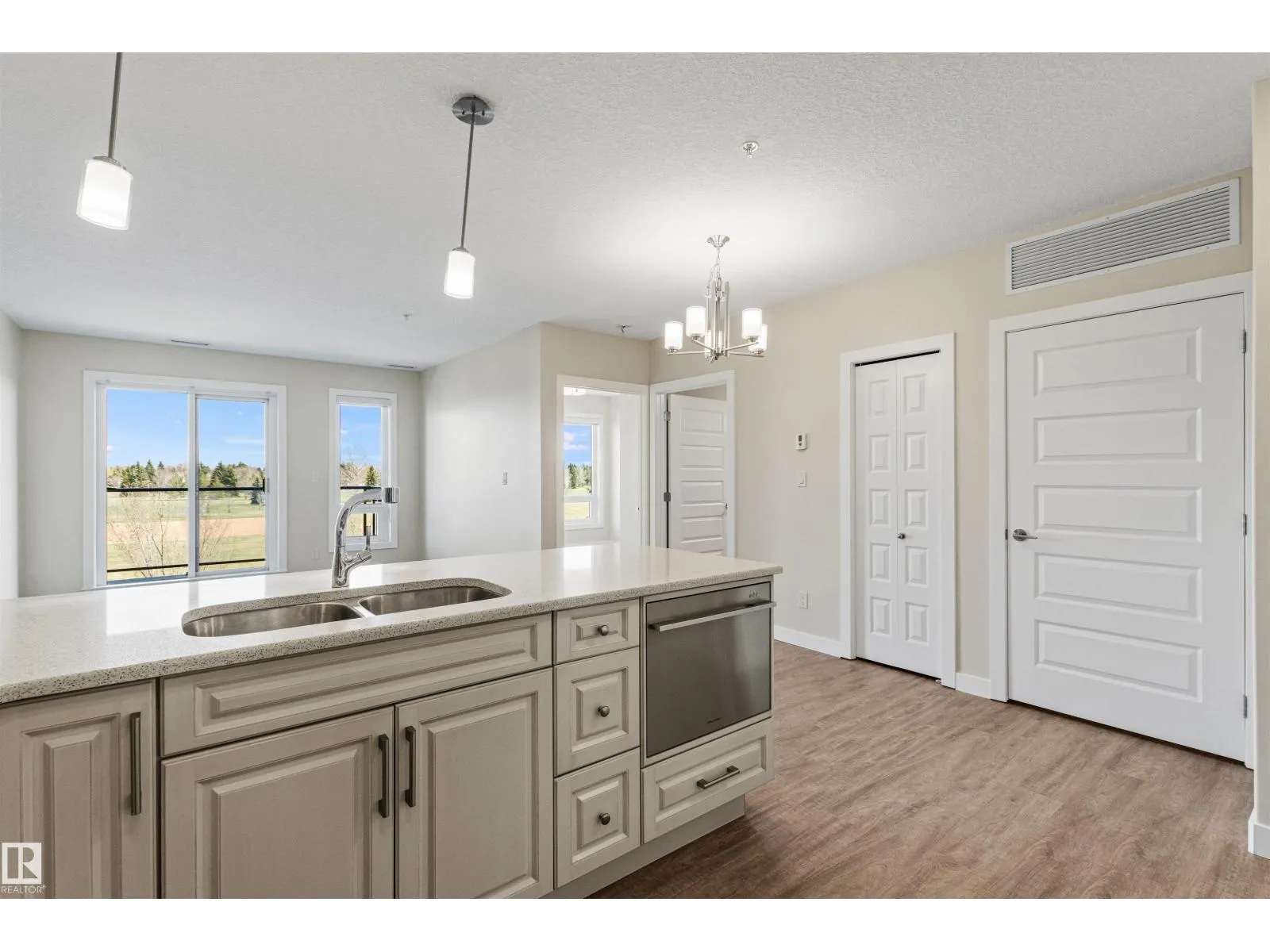 #308 2755 109 ST NW