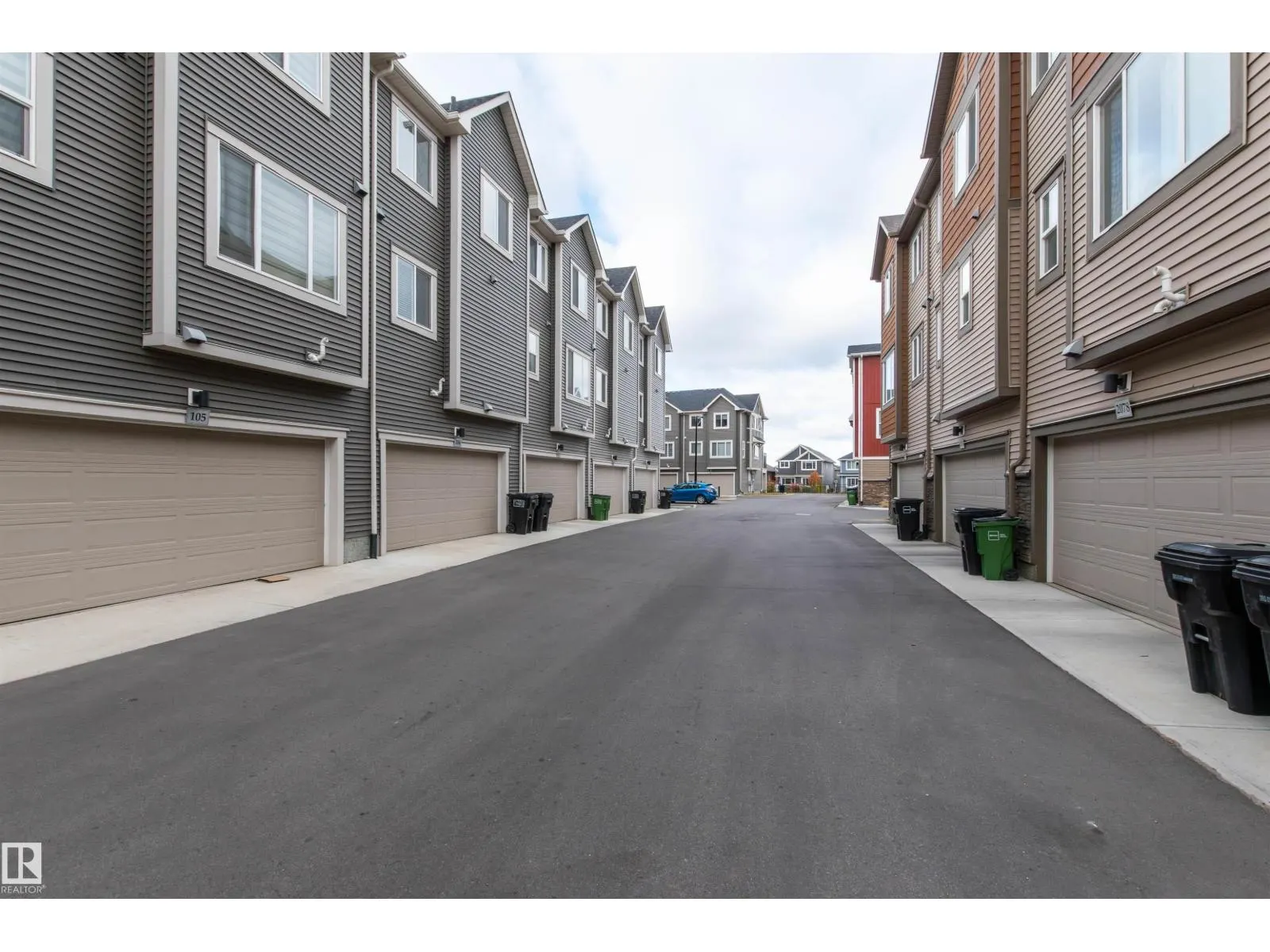 #105 2072 WONNACOTT WY SW