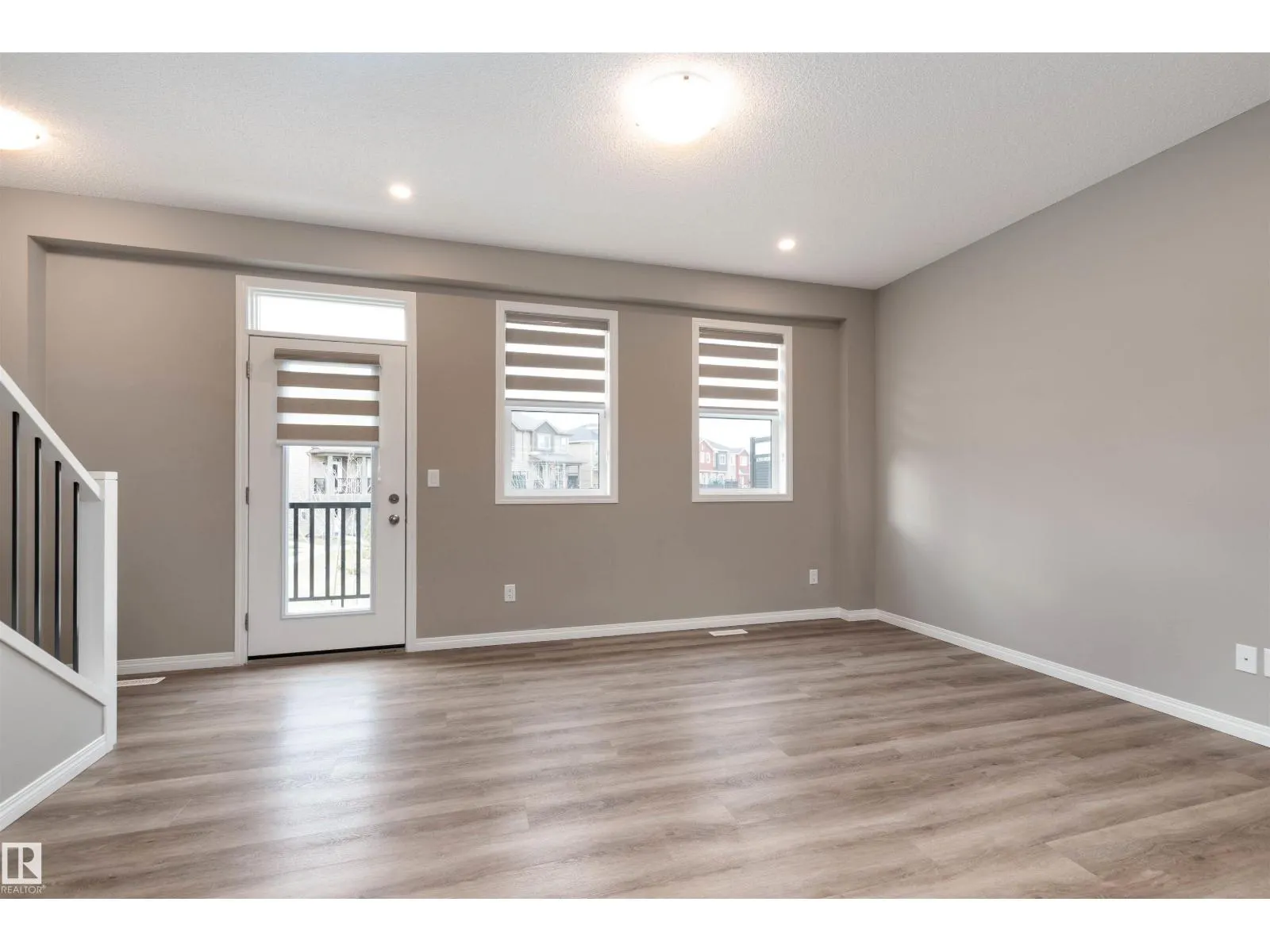 #105 2072 WONNACOTT WY SW