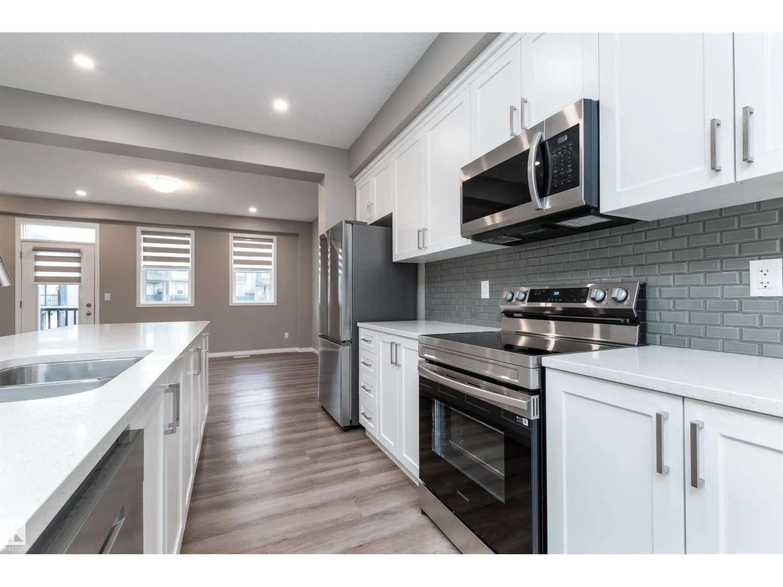 #105 2072 WONNACOTT WY SW