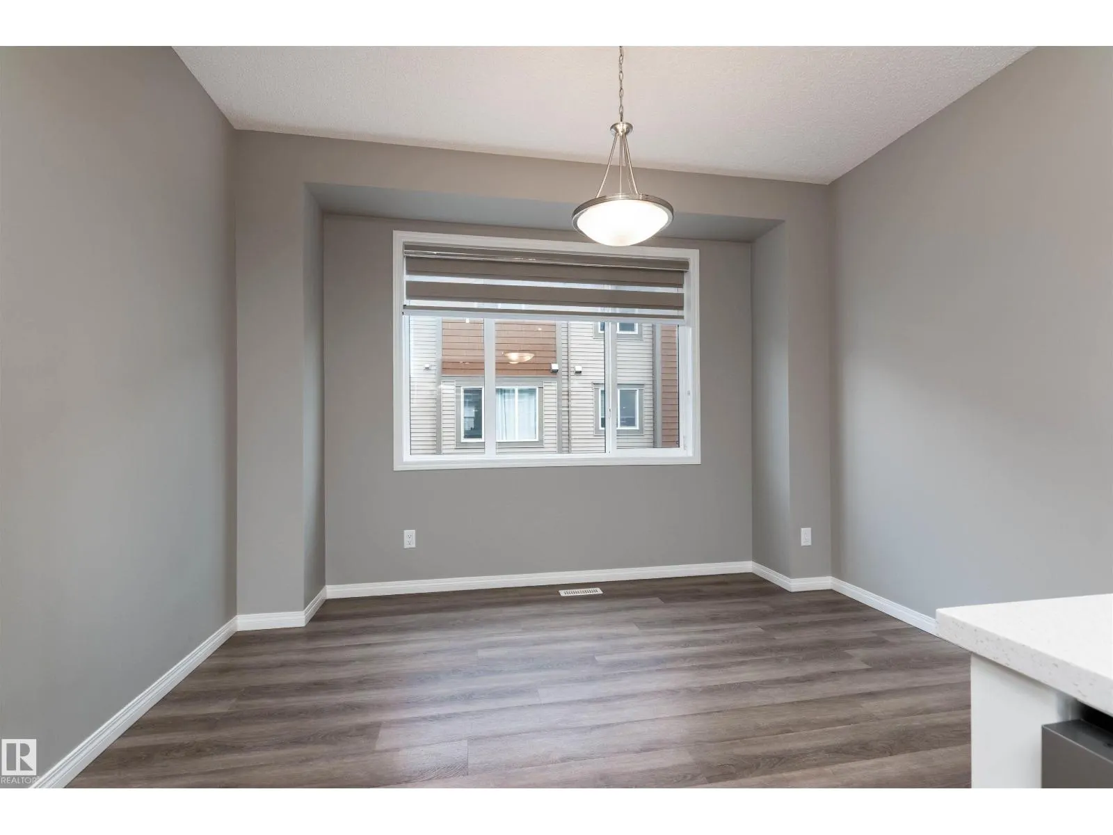 #105 2072 WONNACOTT WY SW