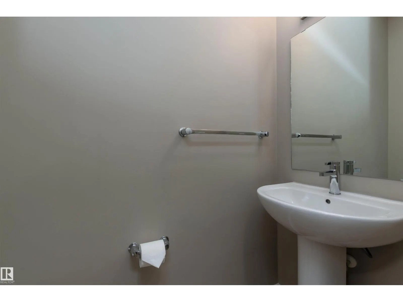 #105 2072 WONNACOTT WY SW