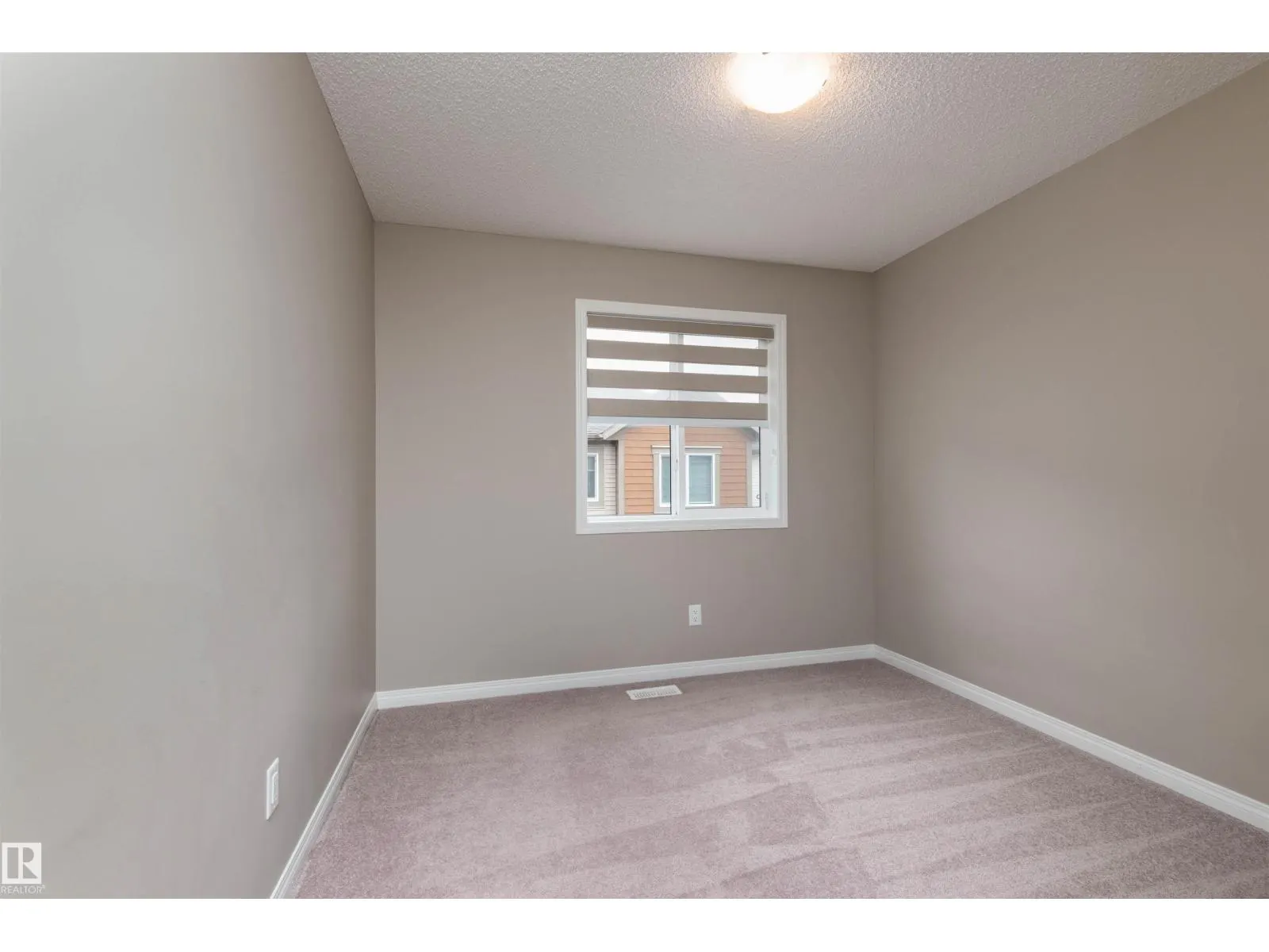 #105 2072 WONNACOTT WY SW