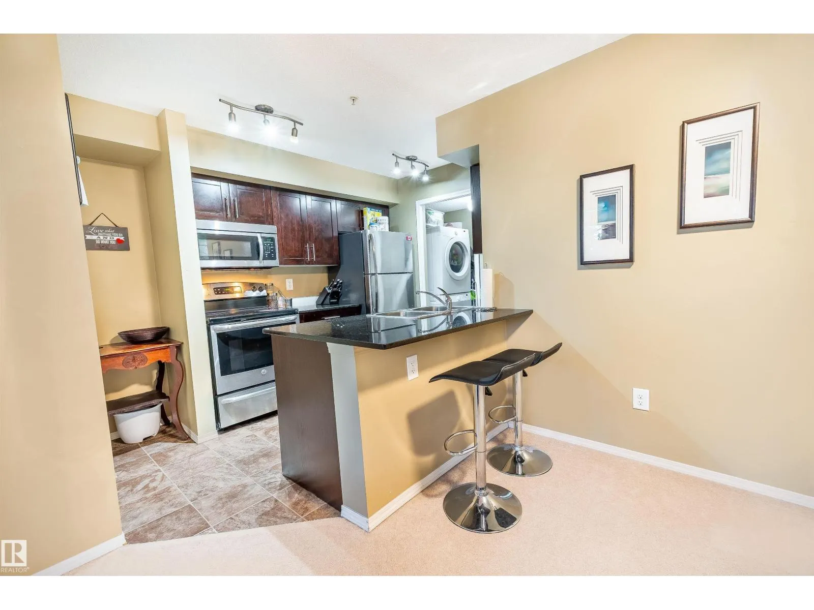 #121 274 MCCONACHIE DR NW