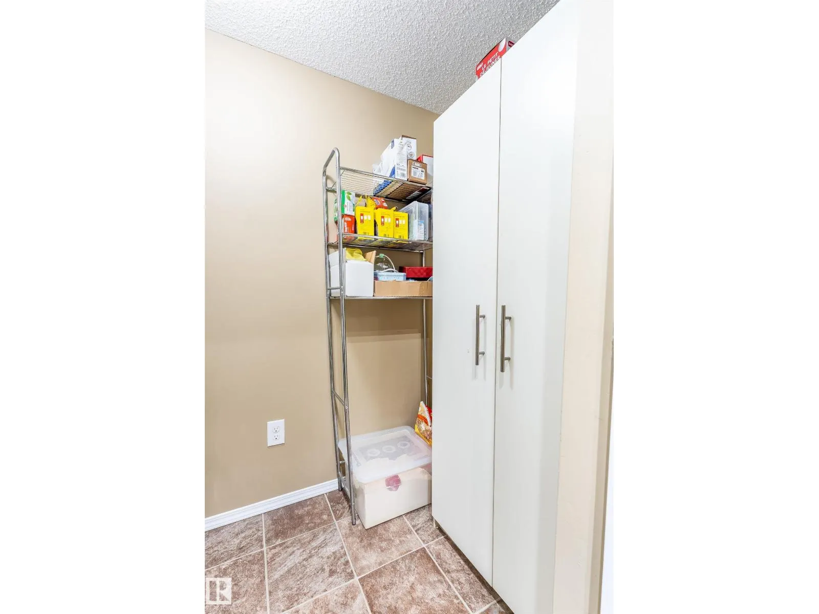 #121 274 MCCONACHIE DR NW