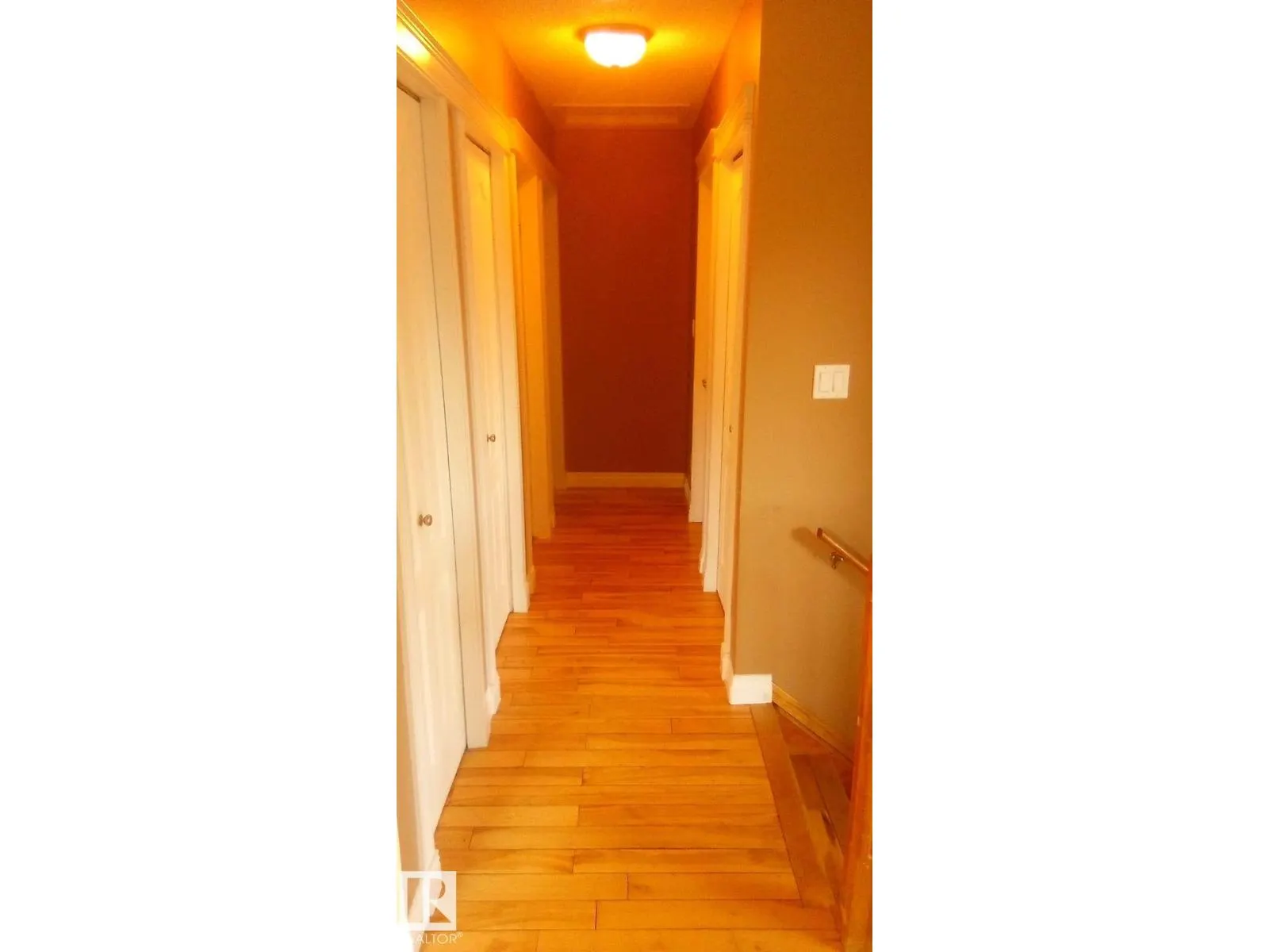 3428 143 AV NW