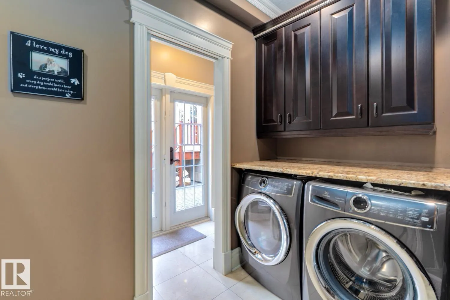 6306 111 AV NW NW
