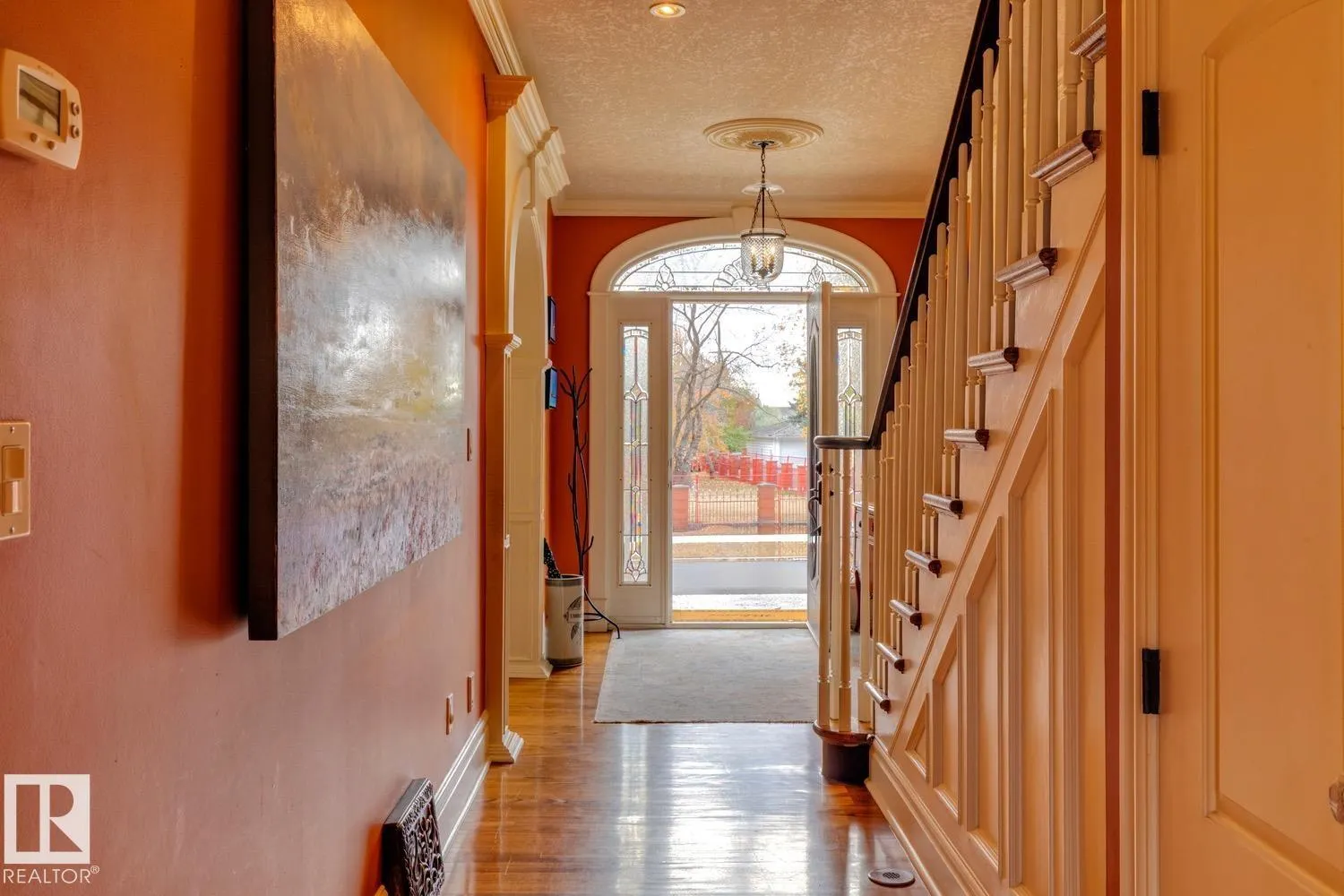 6306 111 AV NW NW