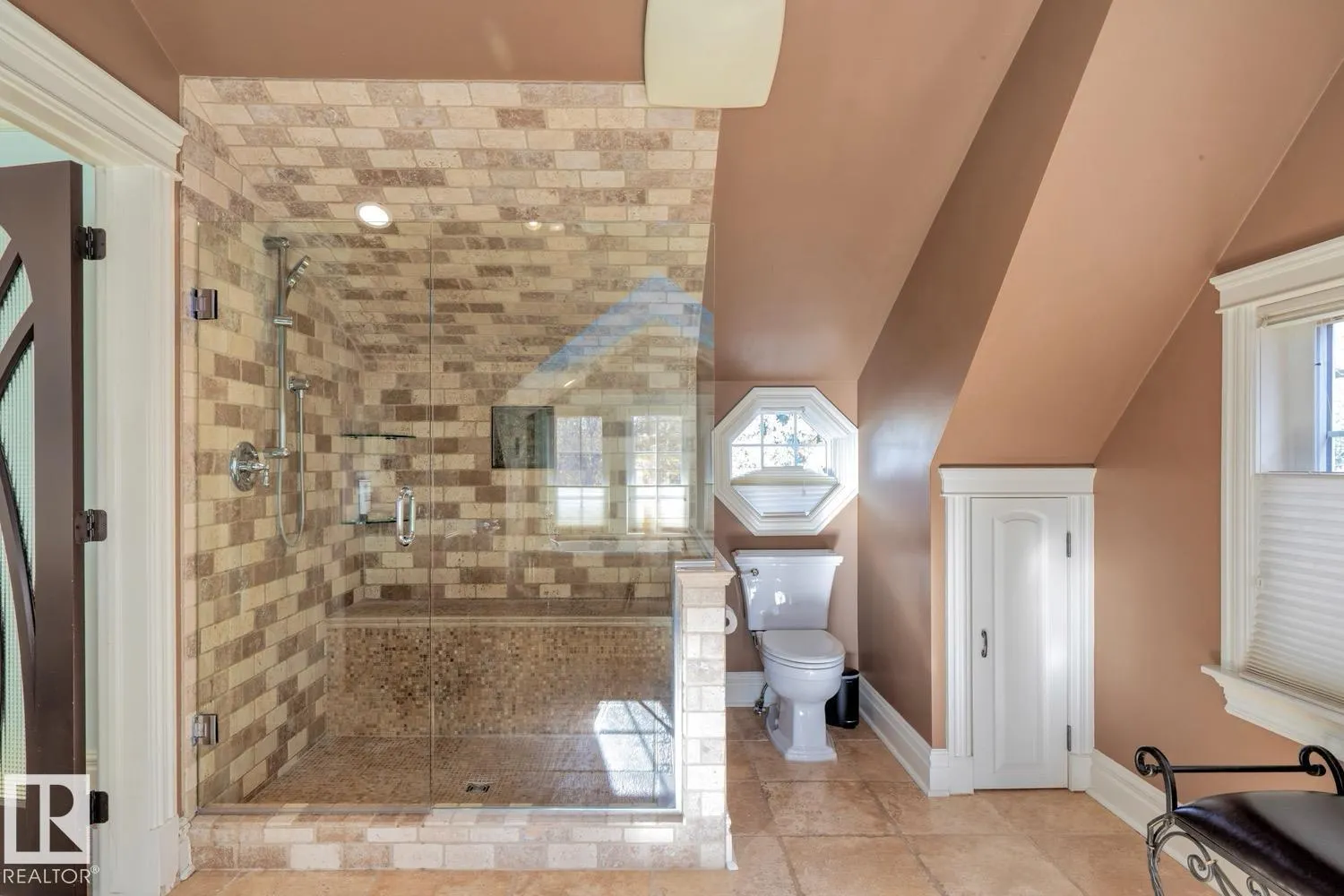 6306 111 AV NW NW