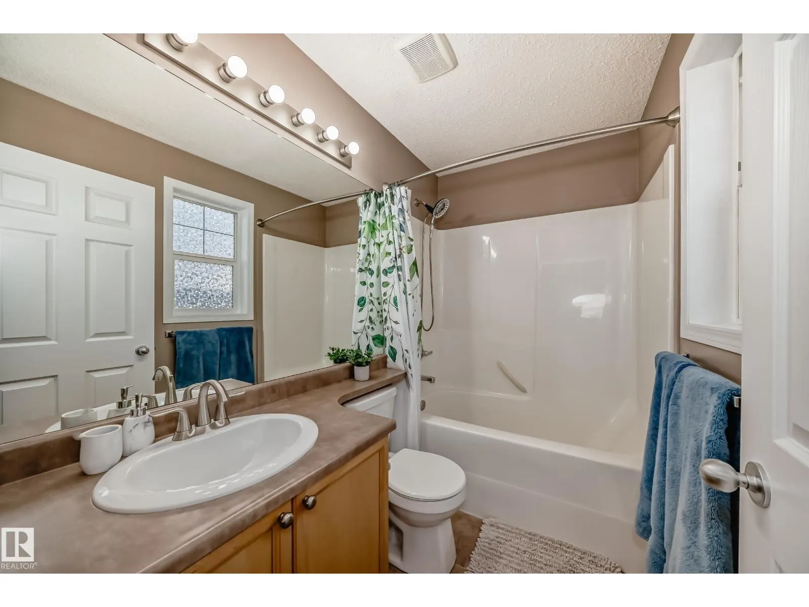 133 BRINTNELL BV NW