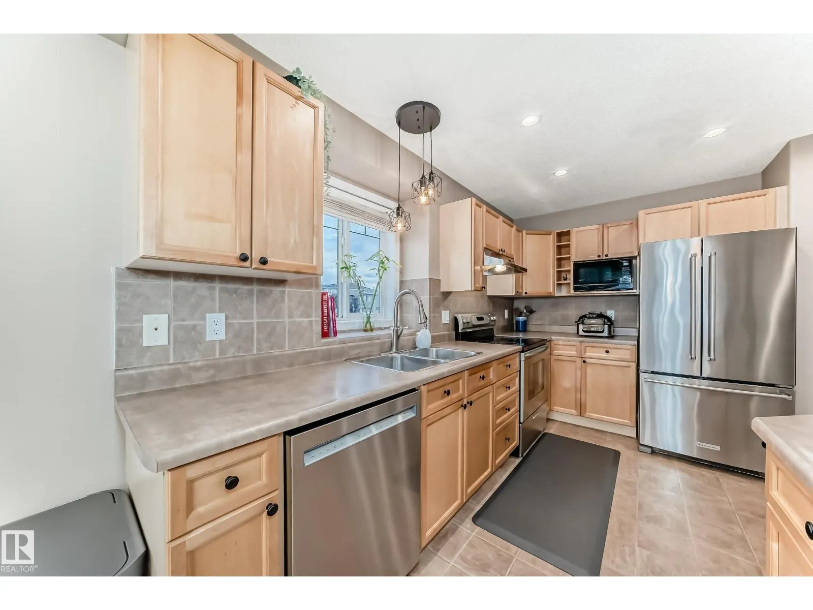 133 BRINTNELL BV NW