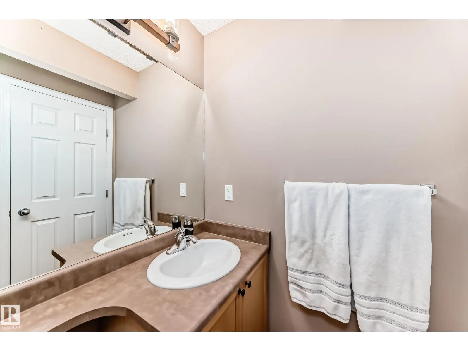 133 BRINTNELL BV NW