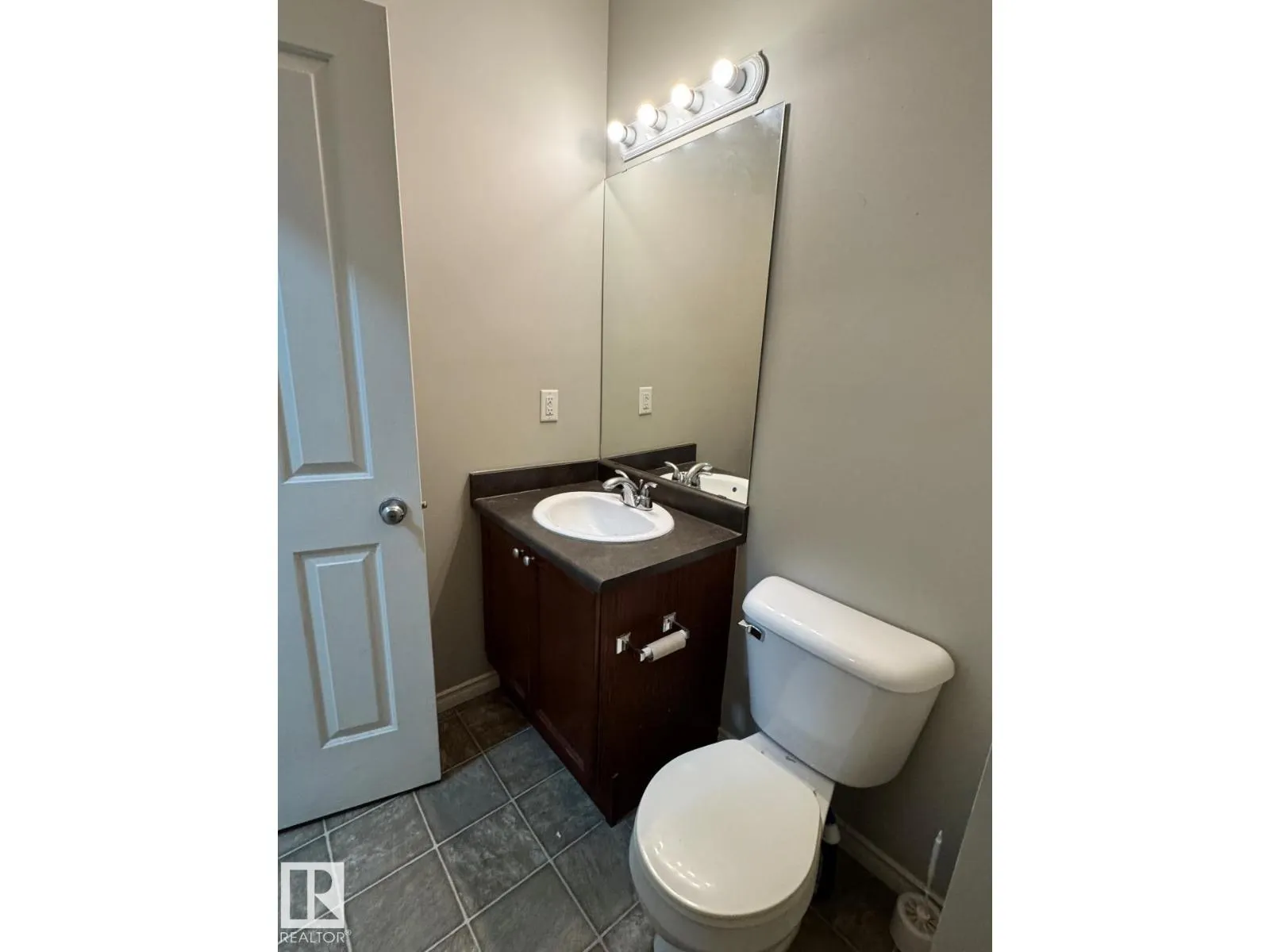 #103 3010 33 AV NW