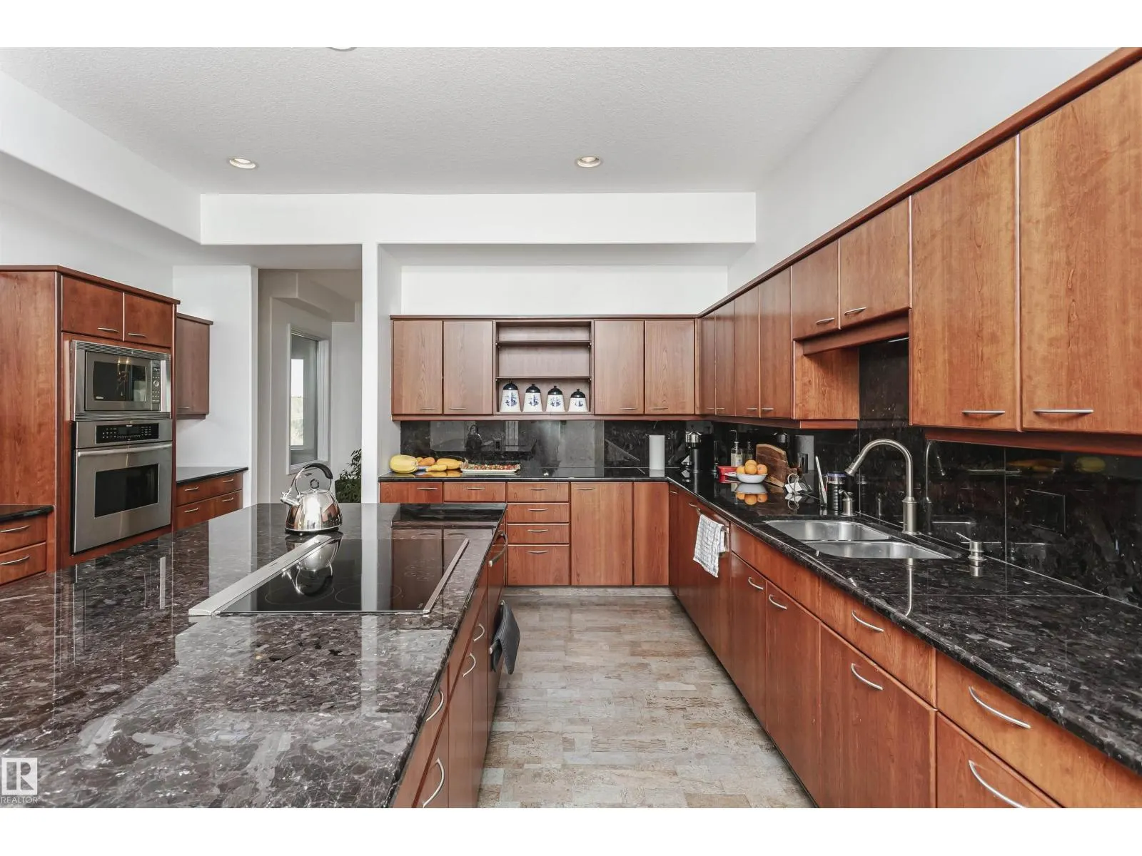 19103 ELLERSLIE RD SW