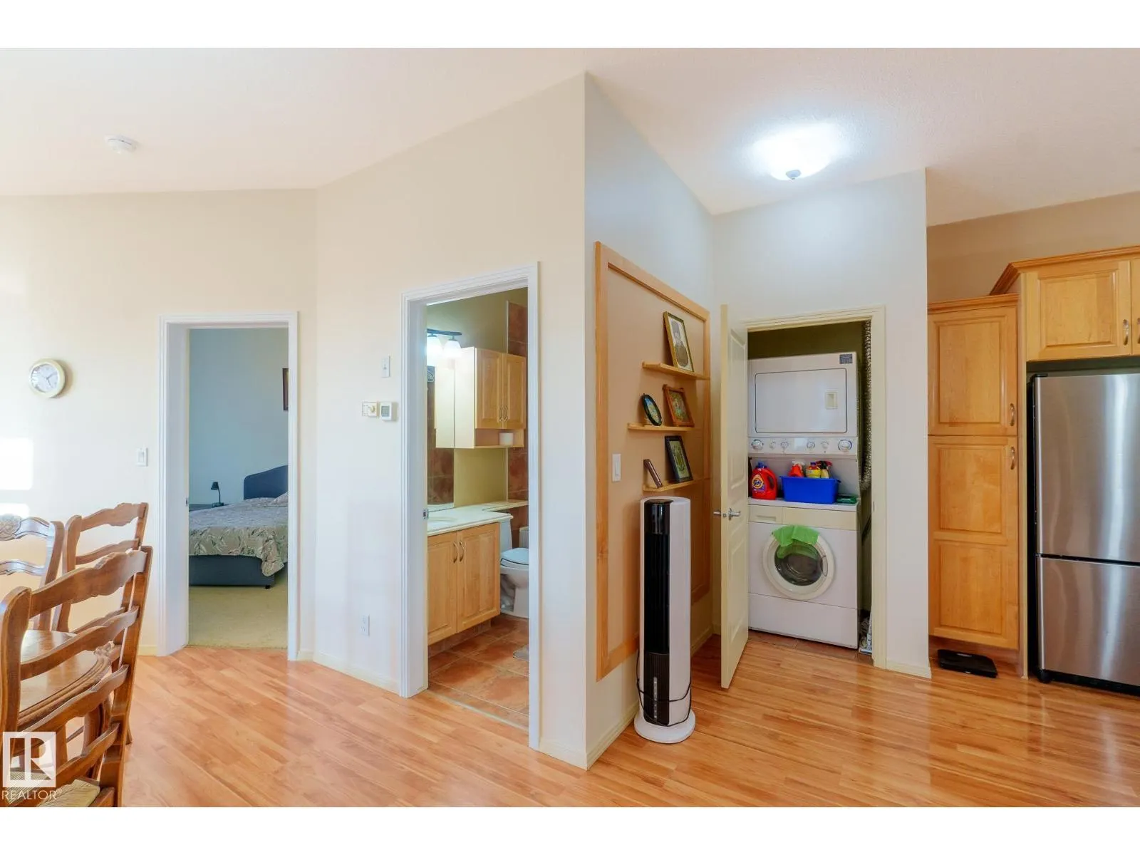 #449 4827 104A ST NW