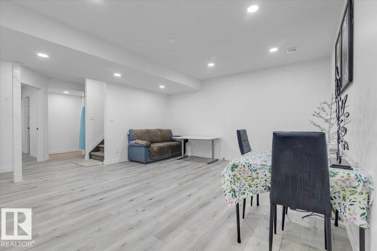 5516 5 AV SW