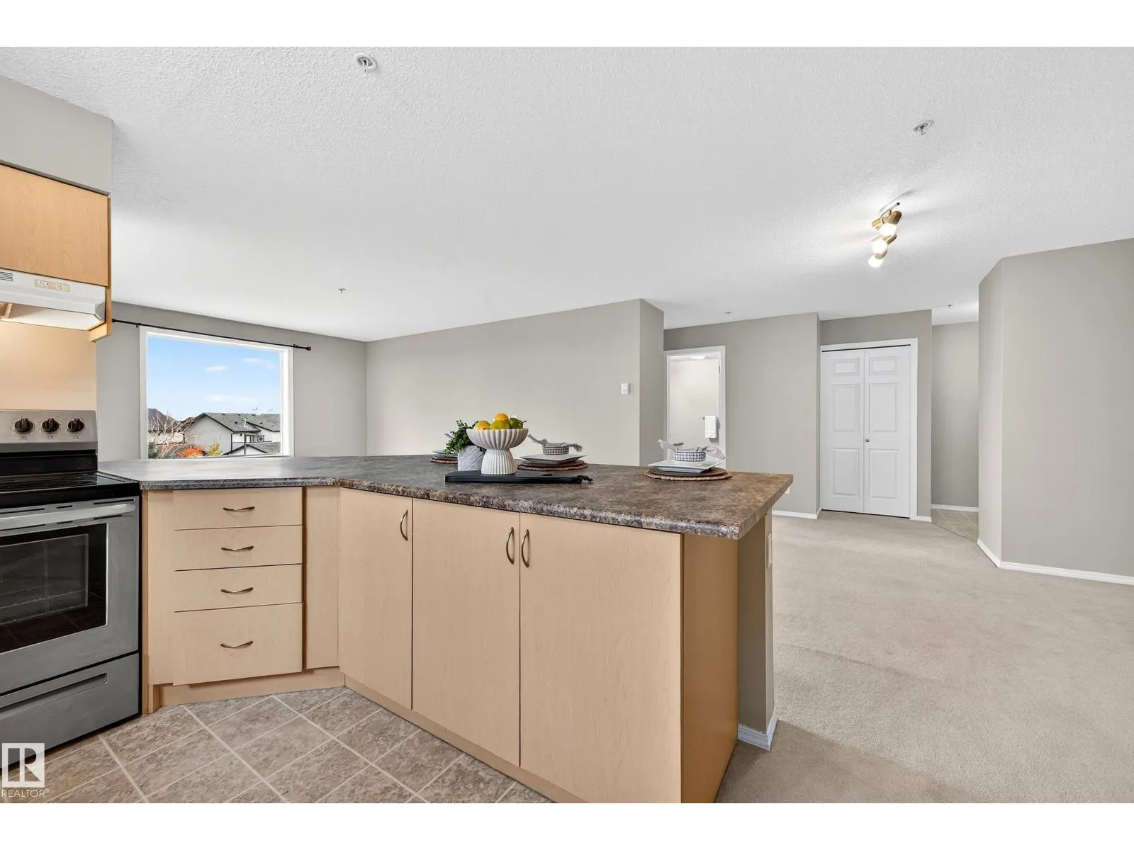 #401 40 SUMMERWOOD BV