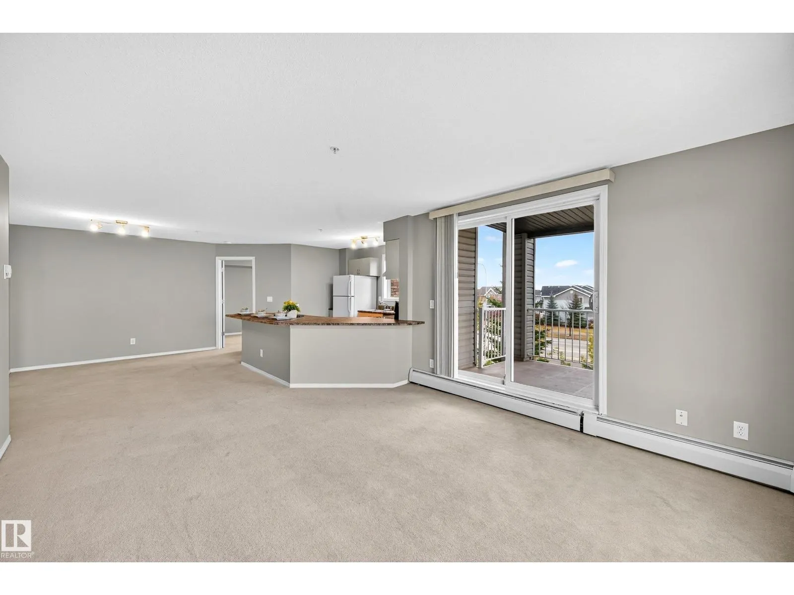 #401 40 SUMMERWOOD BV