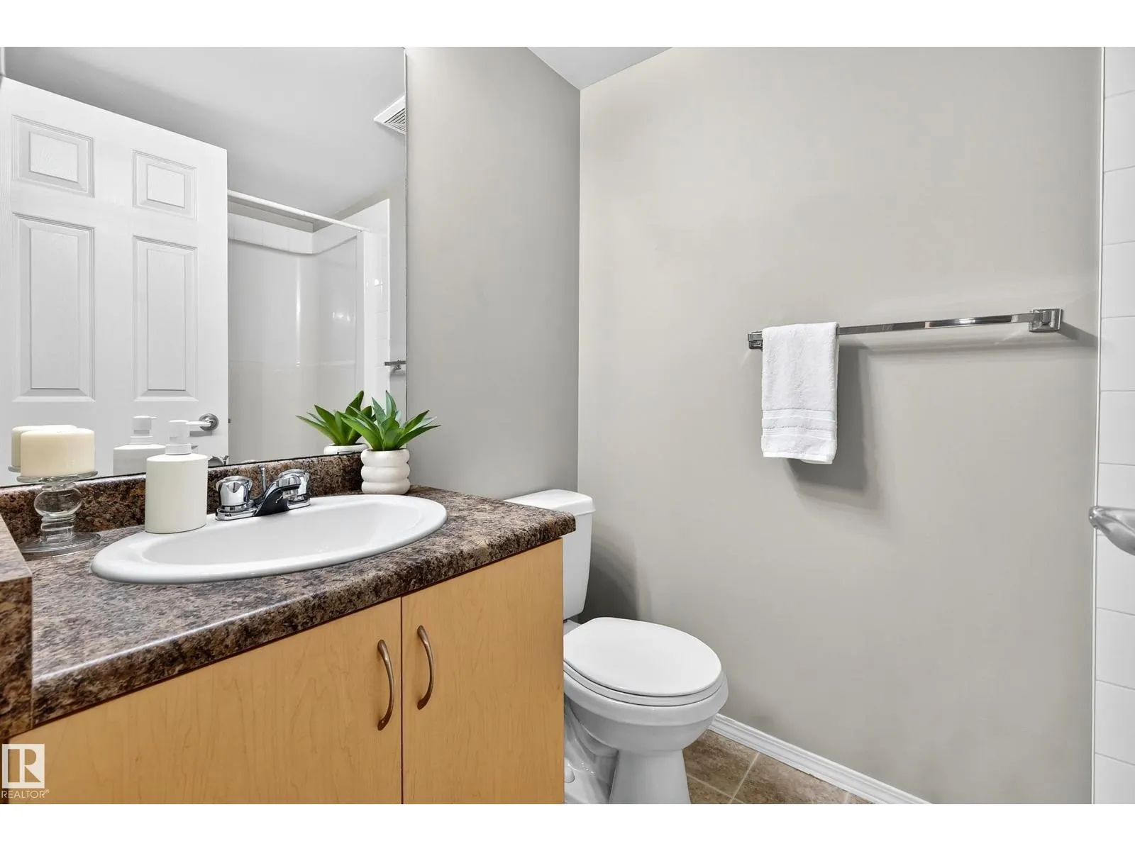 #401 40 SUMMERWOOD BV