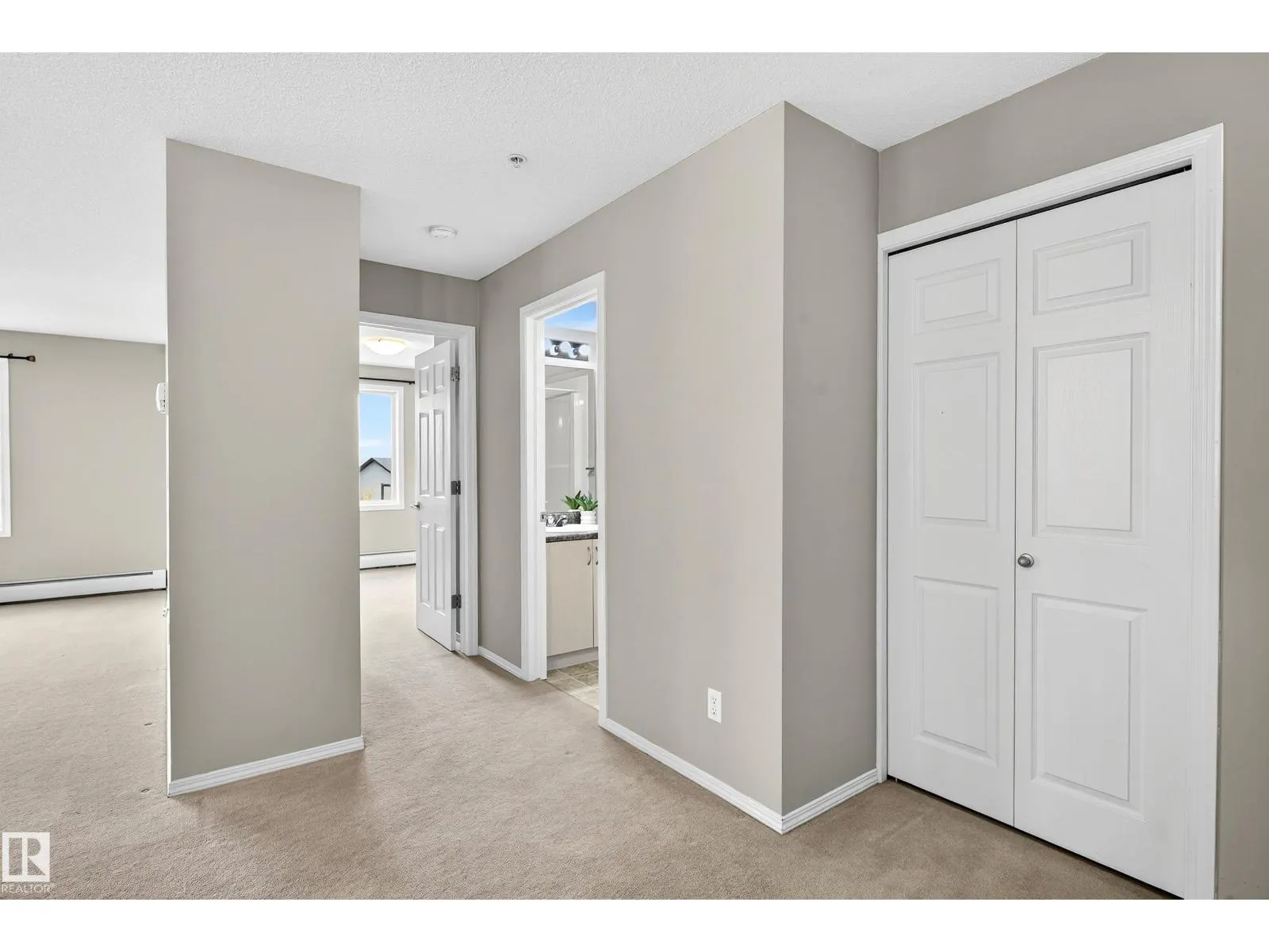 #401 40 SUMMERWOOD BV