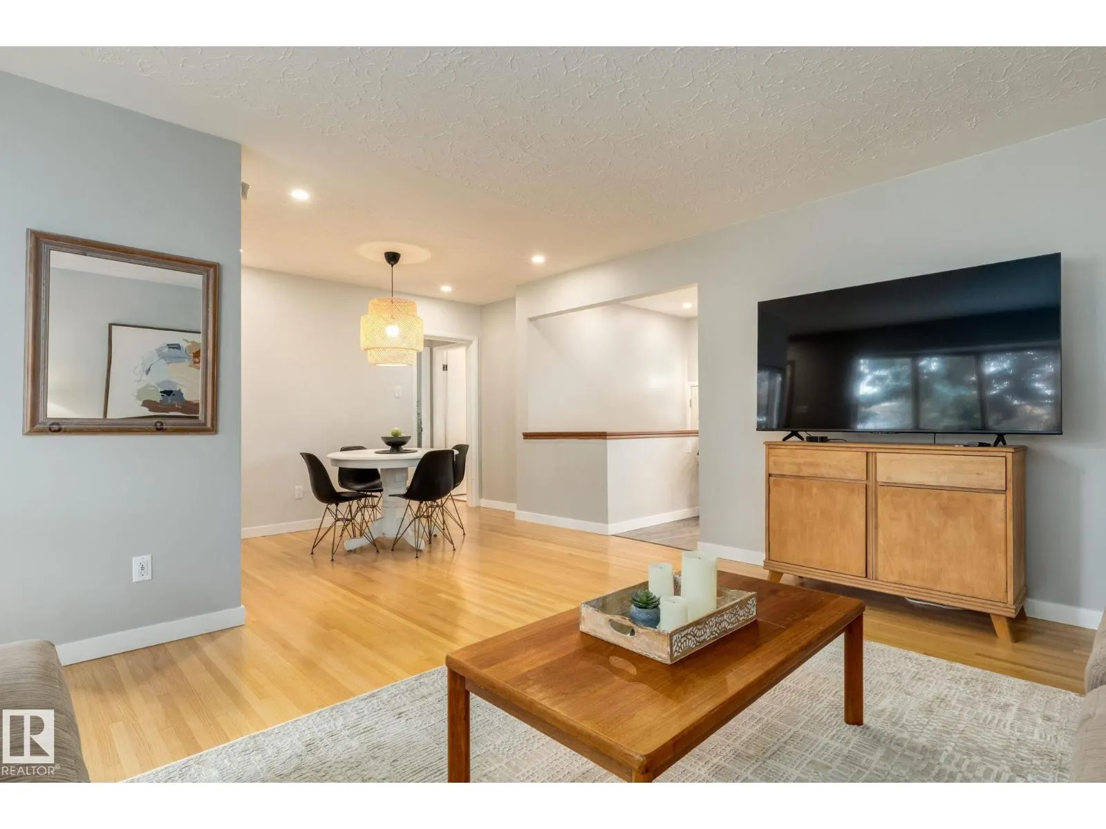 9324 161 ST NW