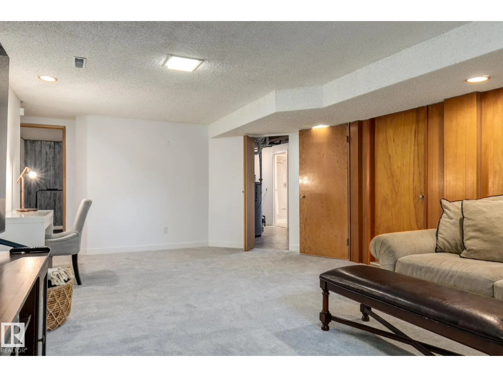 9324 161 ST NW