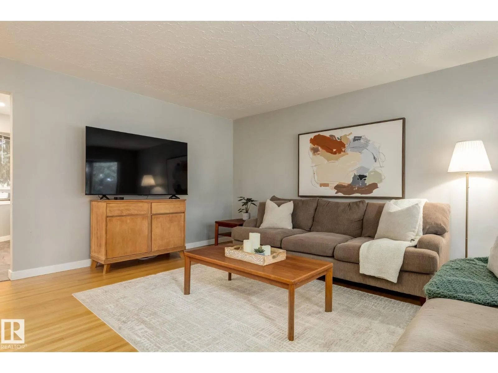 9324 161 ST NW