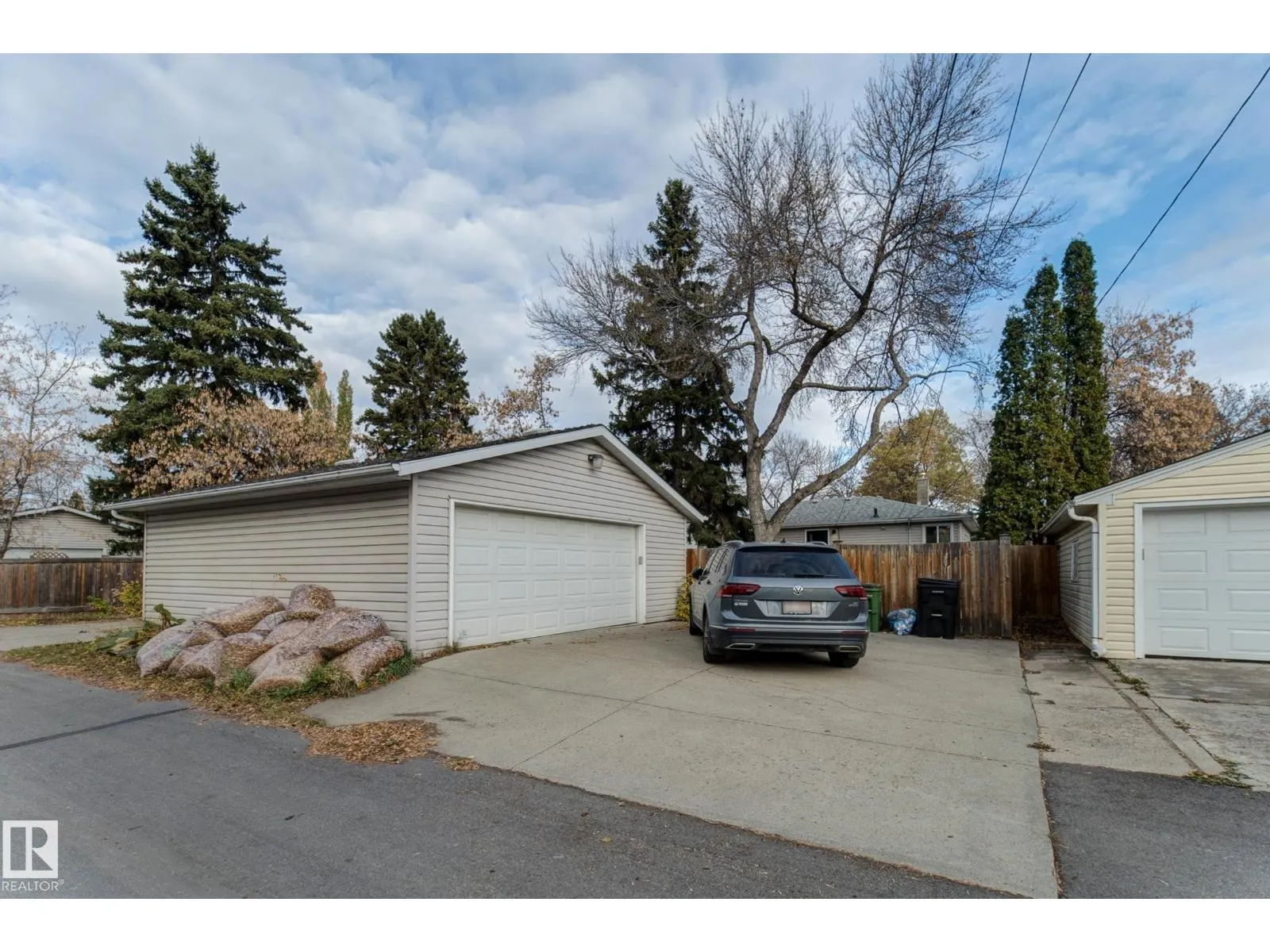 13315 110 AV NW