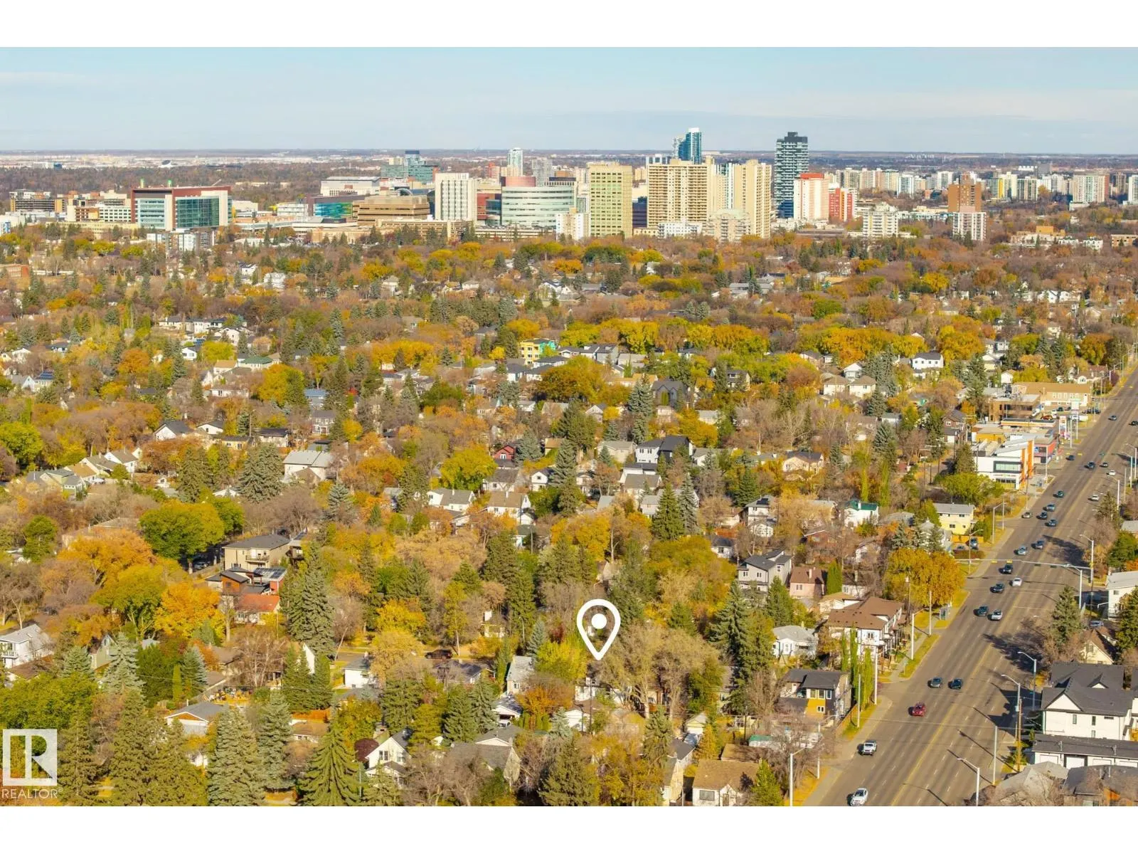 10915 67 AV NW