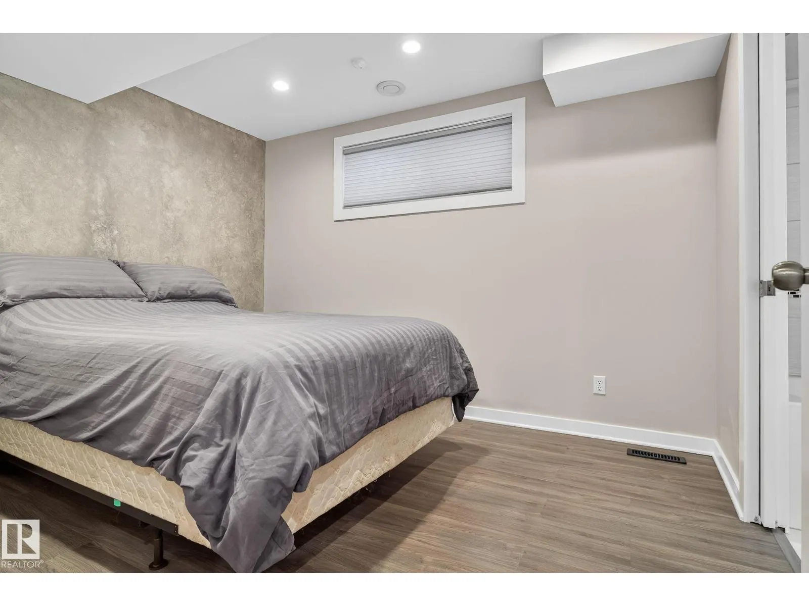 14105 148A AV NW