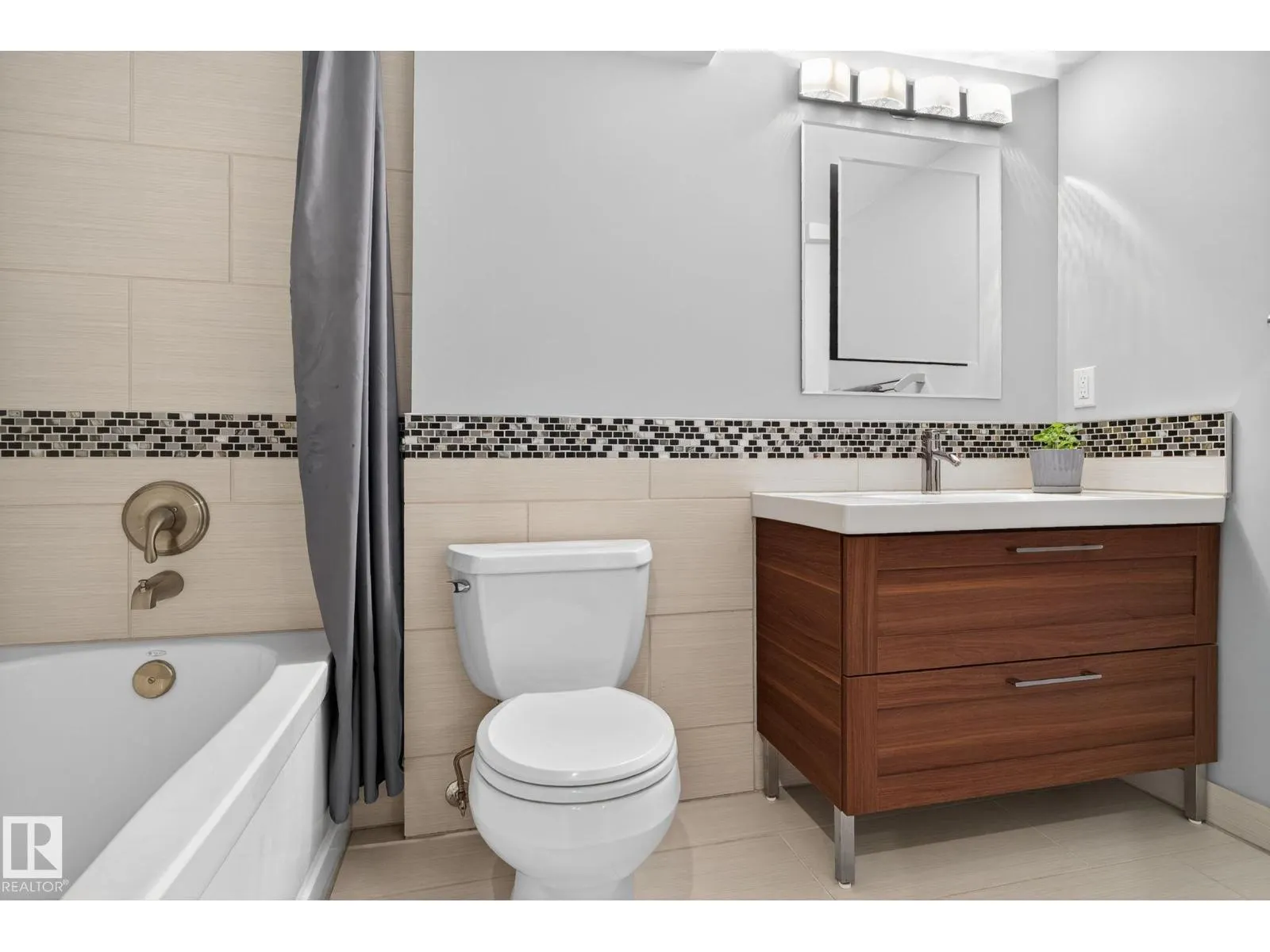 14105 148A AV NW