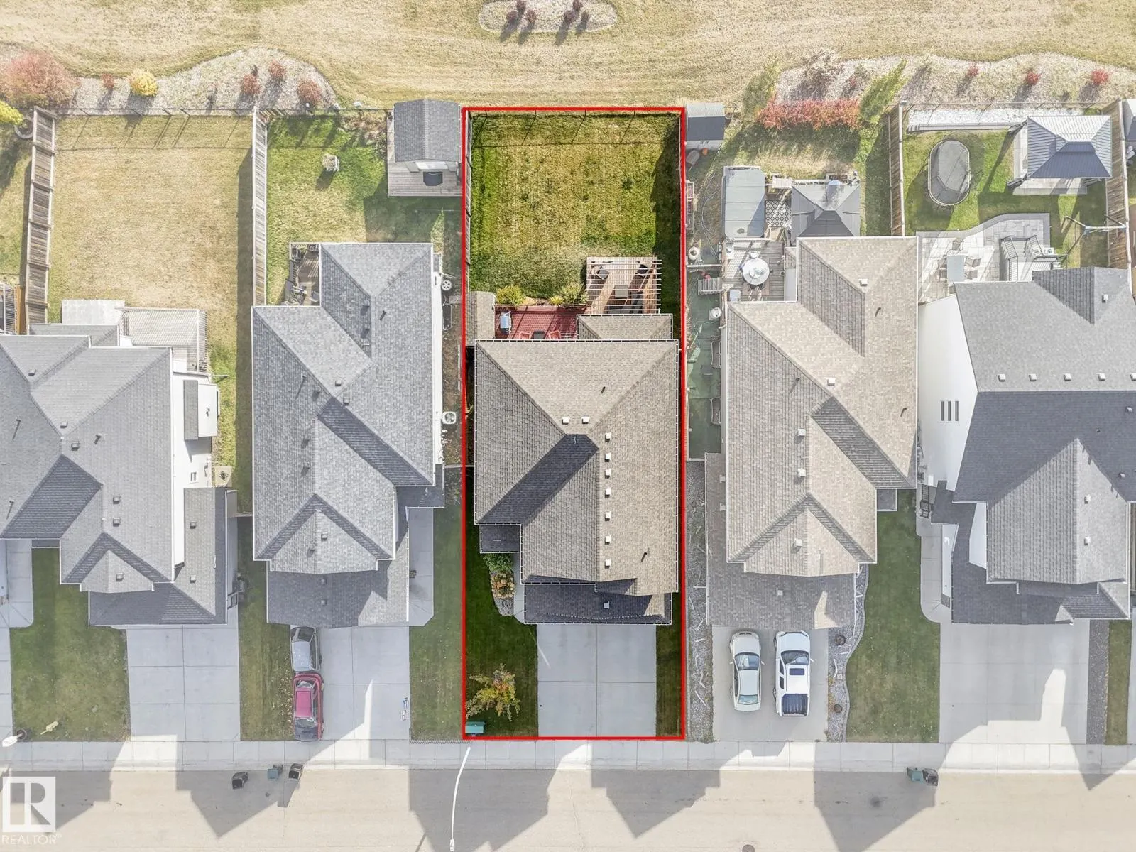 115 HILLDOWNS DR