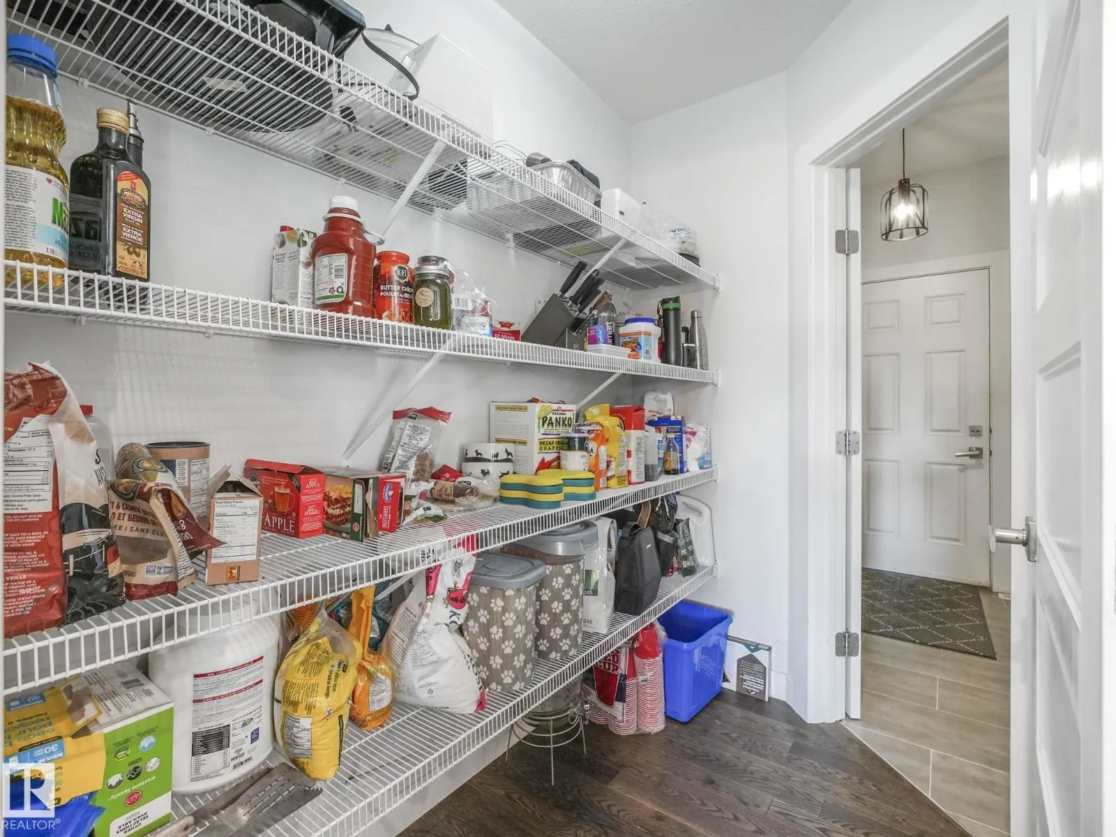 115 HILLDOWNS DR