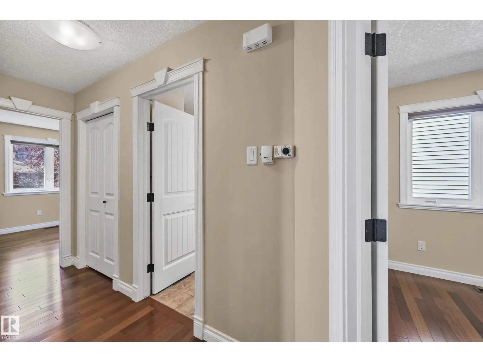 1213 ADAMSON DR SW