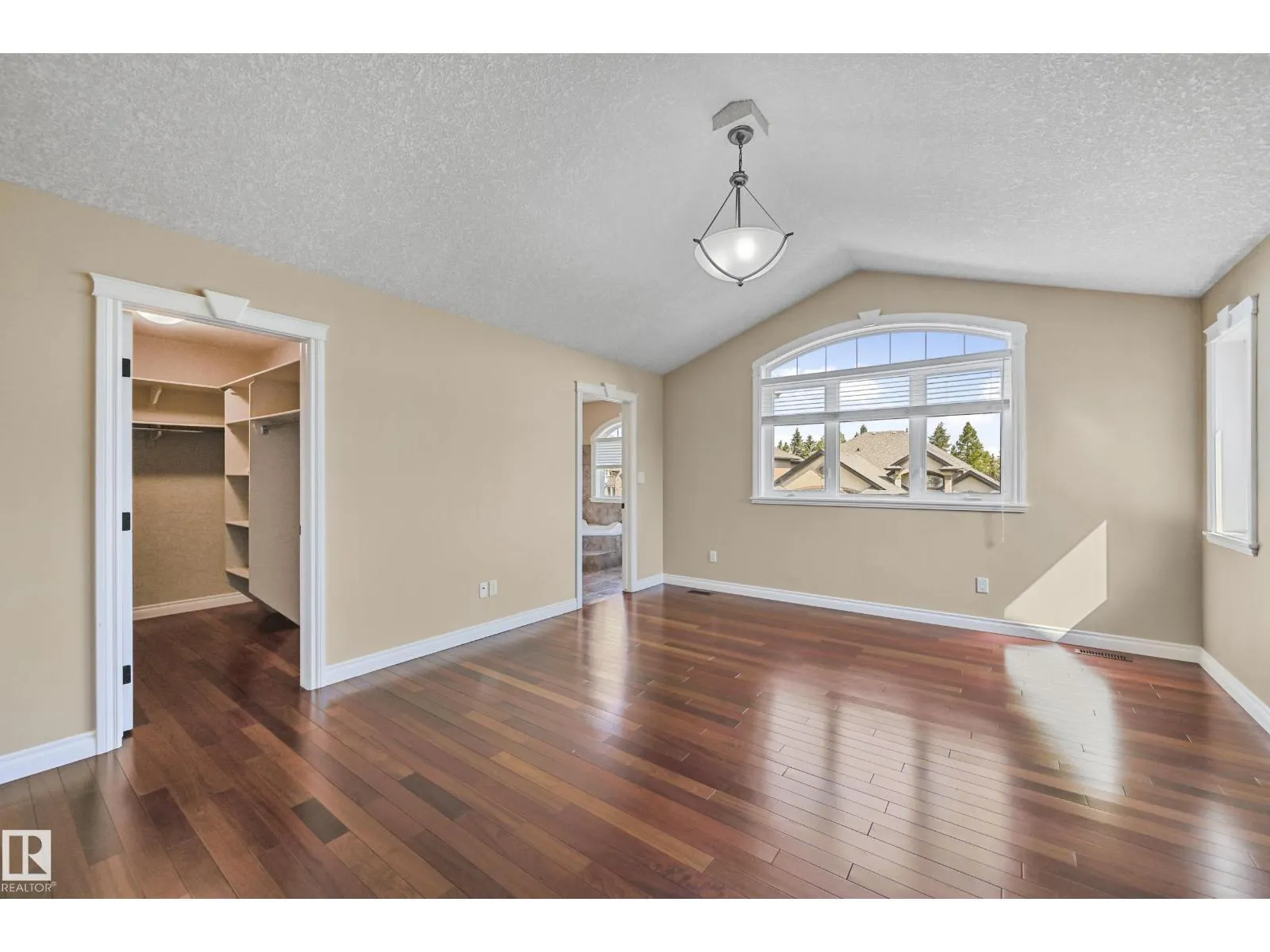 1213 ADAMSON DR SW