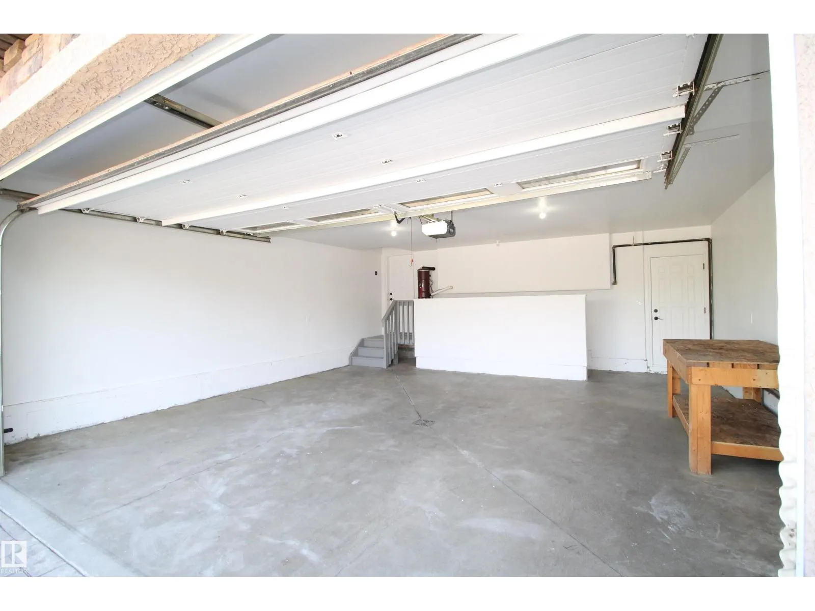 1213 ADAMSON DR SW