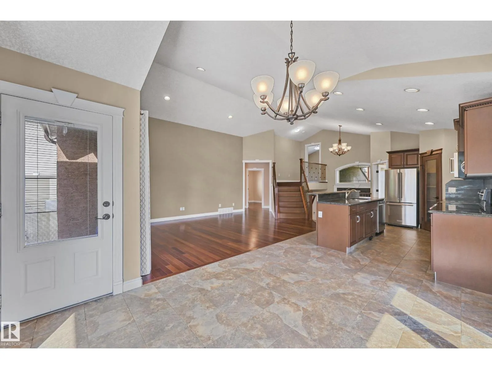 1213 ADAMSON DR SW