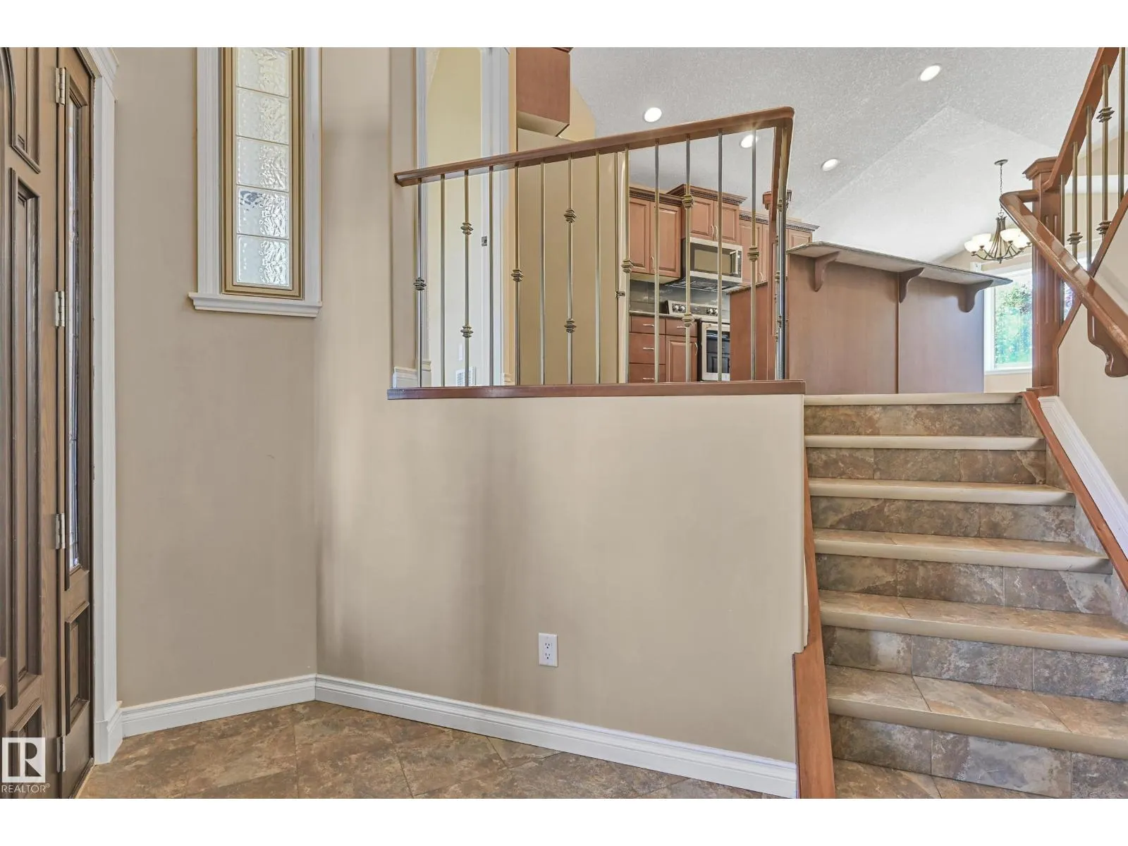 1213 ADAMSON DR SW
