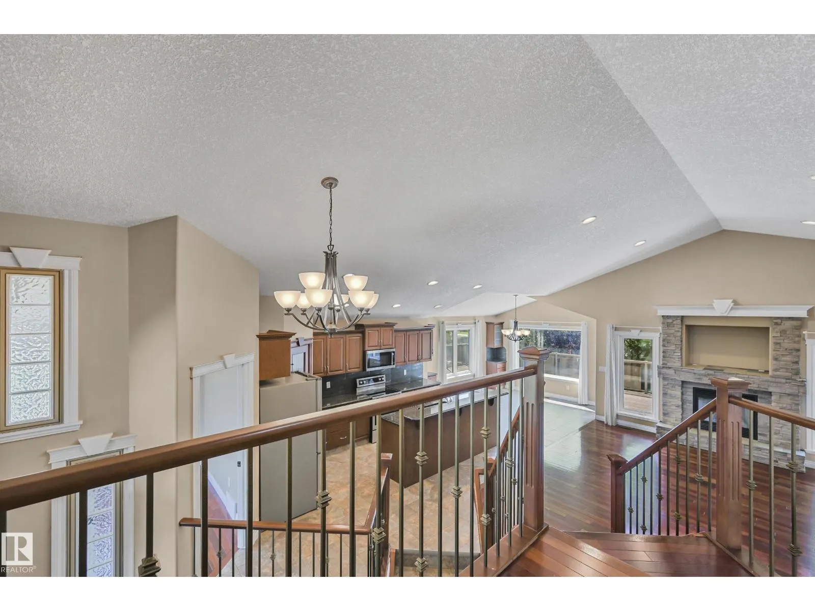 1213 ADAMSON DR SW