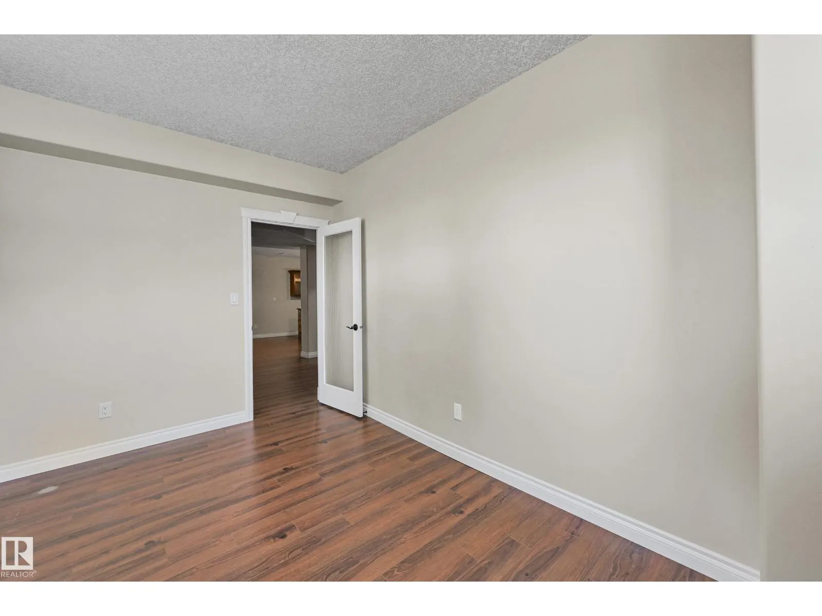 1213 ADAMSON DR SW