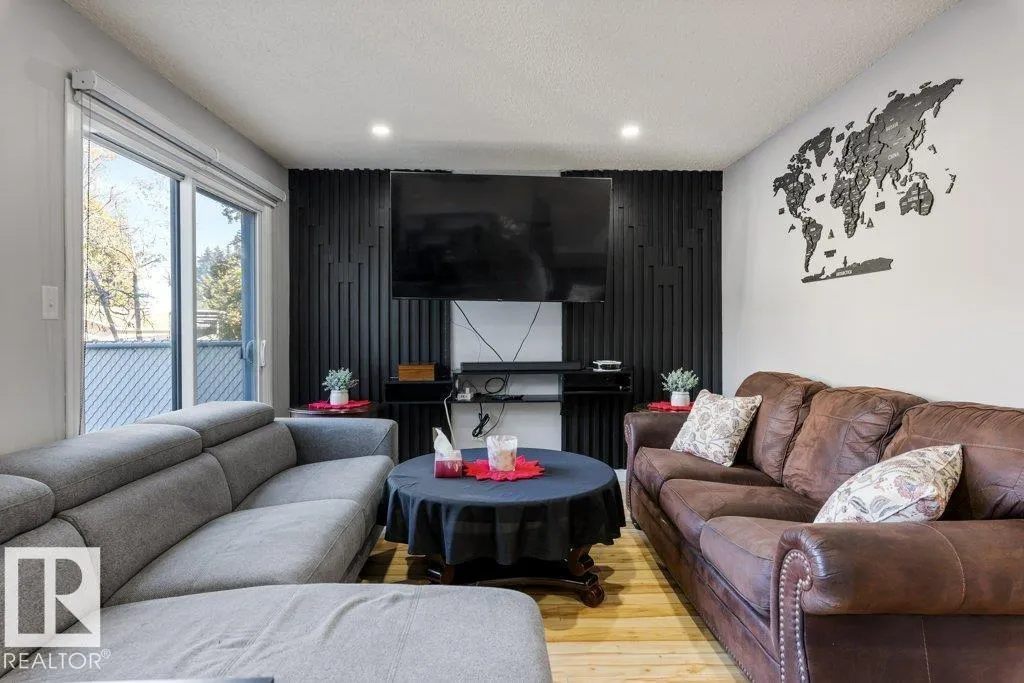 16487 115 ST NW