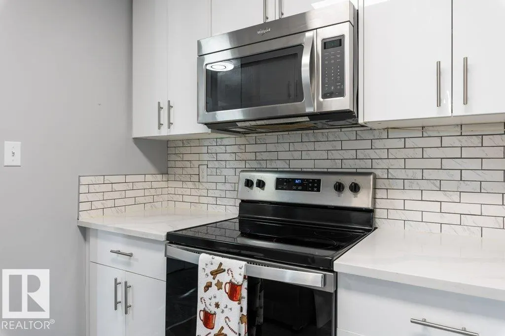 16487 115 ST NW